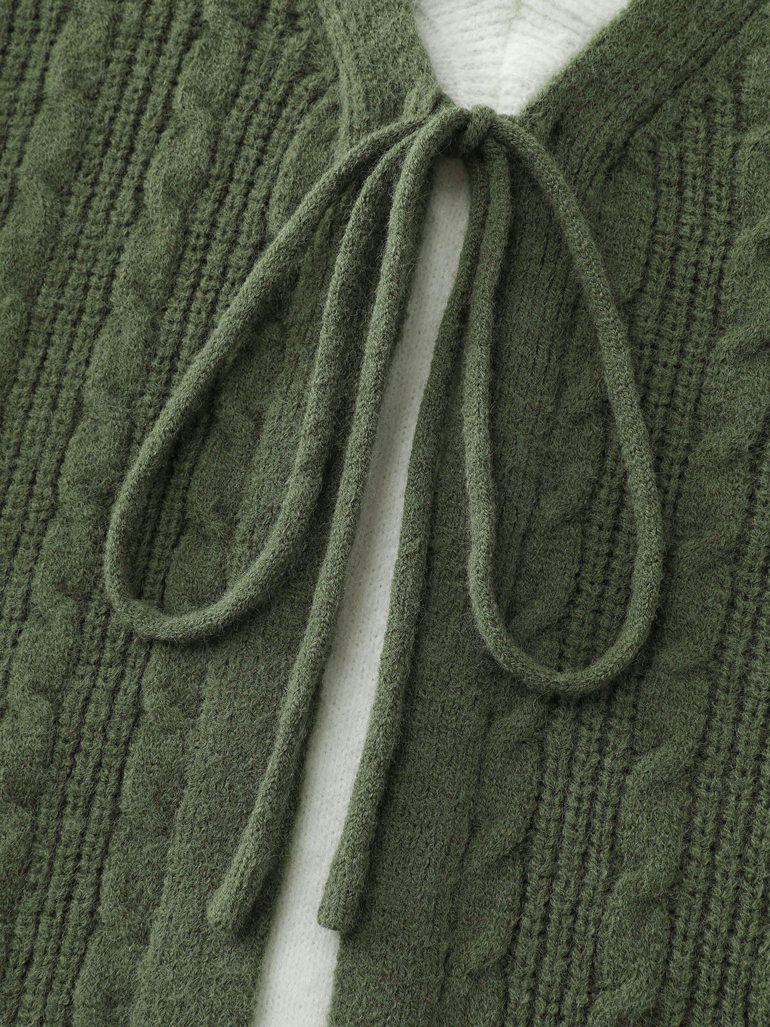 2-in-1 Cableknit Layered Tie Pullover - Image 6