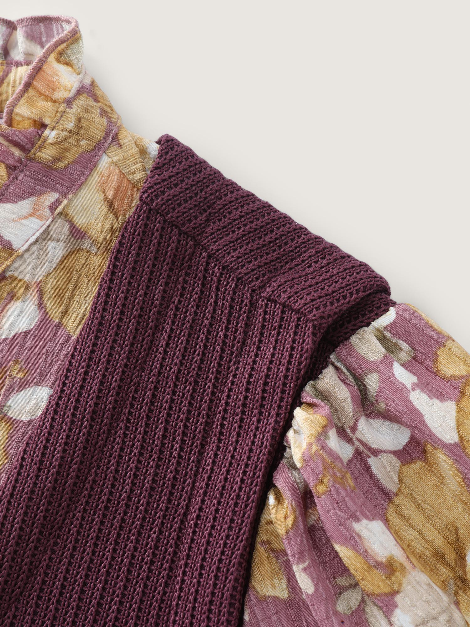 2-in-1 Floral Textured Knit Top - Image 5