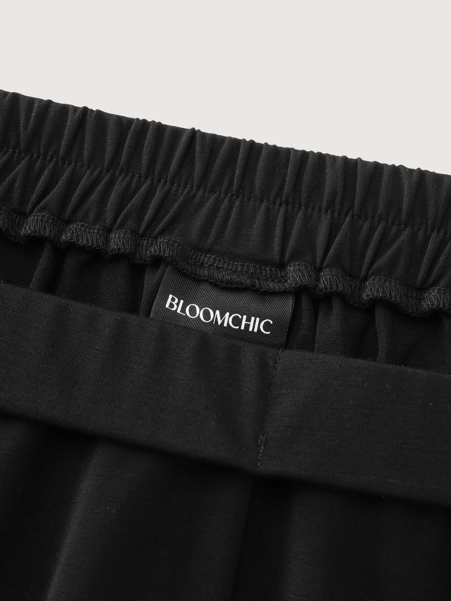 2-in-1 Side Buckle Wide-Leg Shorts - Image 7