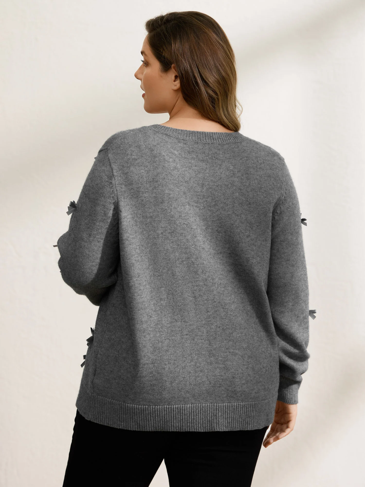 3D Bowknot Round Neck Knit Cardigan - Image 4