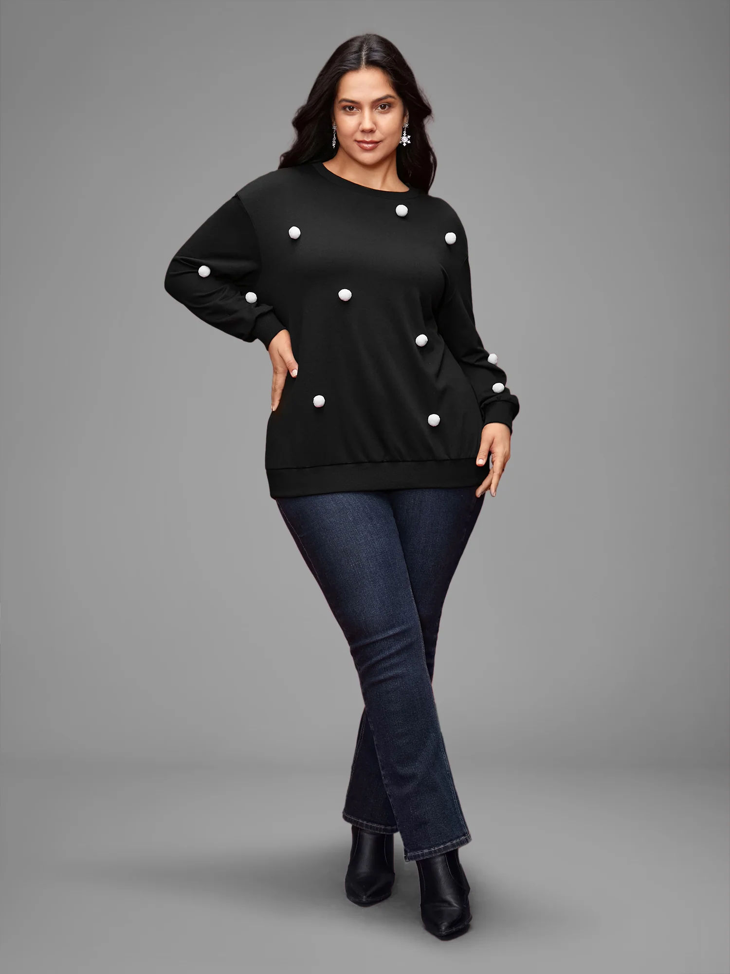 3D Dots Round Neck Relaxed Fit Sweatshirt - Image 2