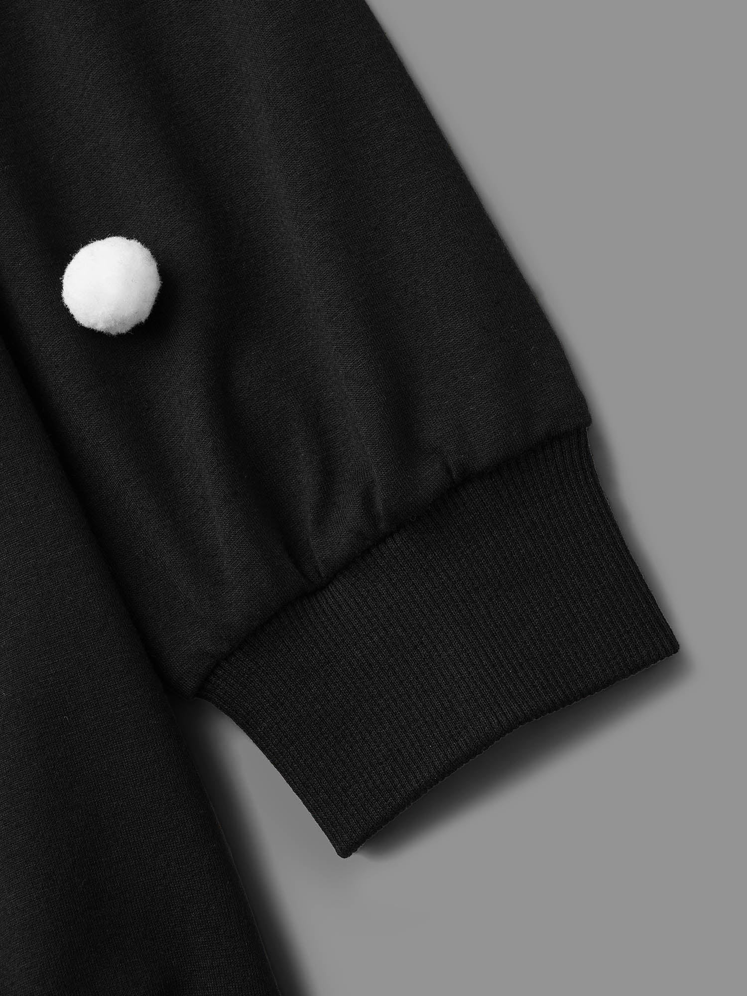 3D Dots Round Neck Relaxed Fit Sweatshirt - Image 7