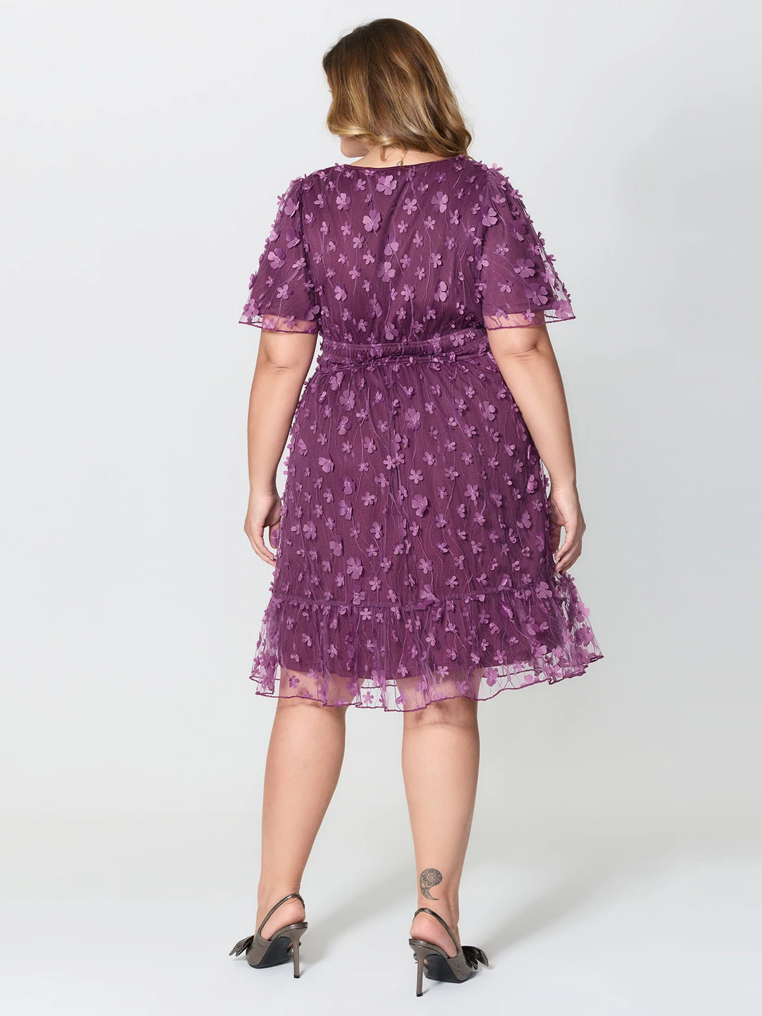 3D Floral Mesh Notched Neckline Midi Dress - Image 4