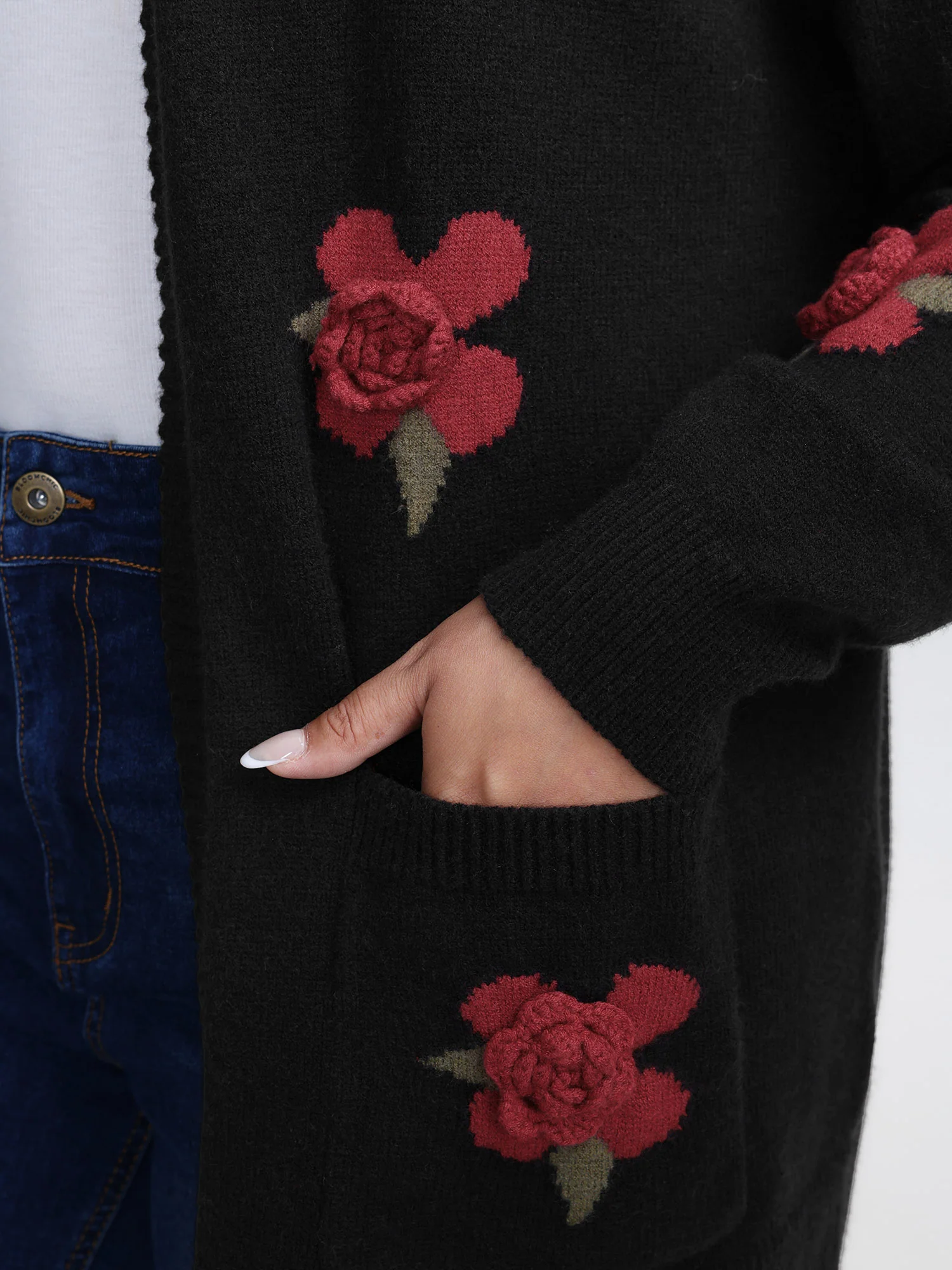 3D Floral Pattern Pockets Knit Cardigan - Image 2