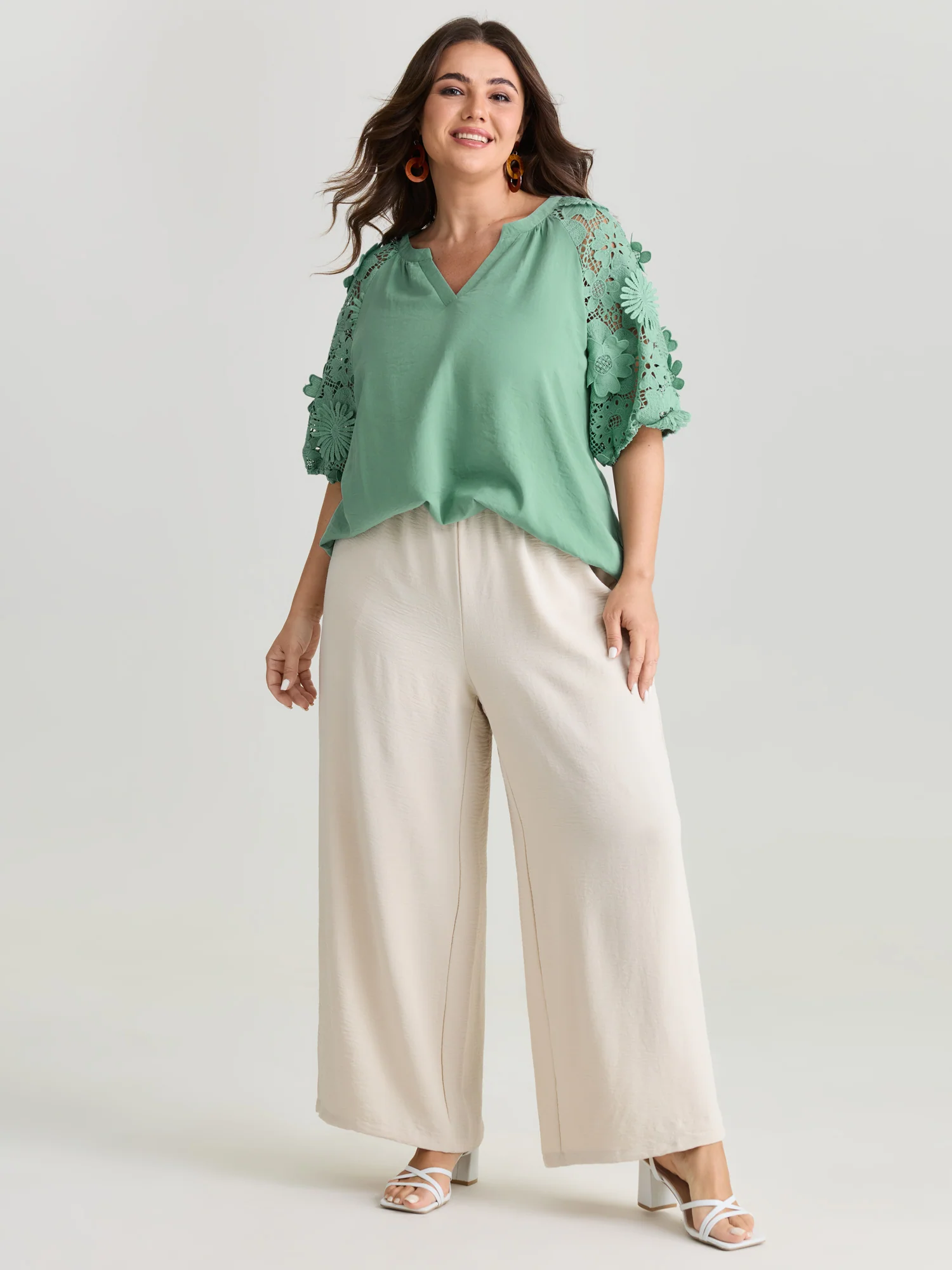 3D Floral Sleeve Spliced Flowy Blouse - Image 16