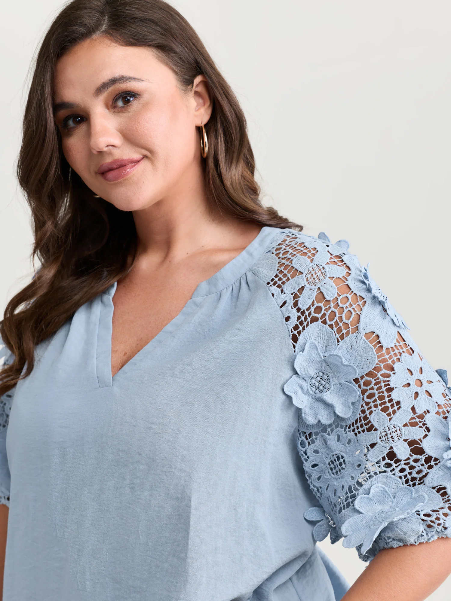 3D Floral Sleeve Spliced Flowy Blouse - Image 2