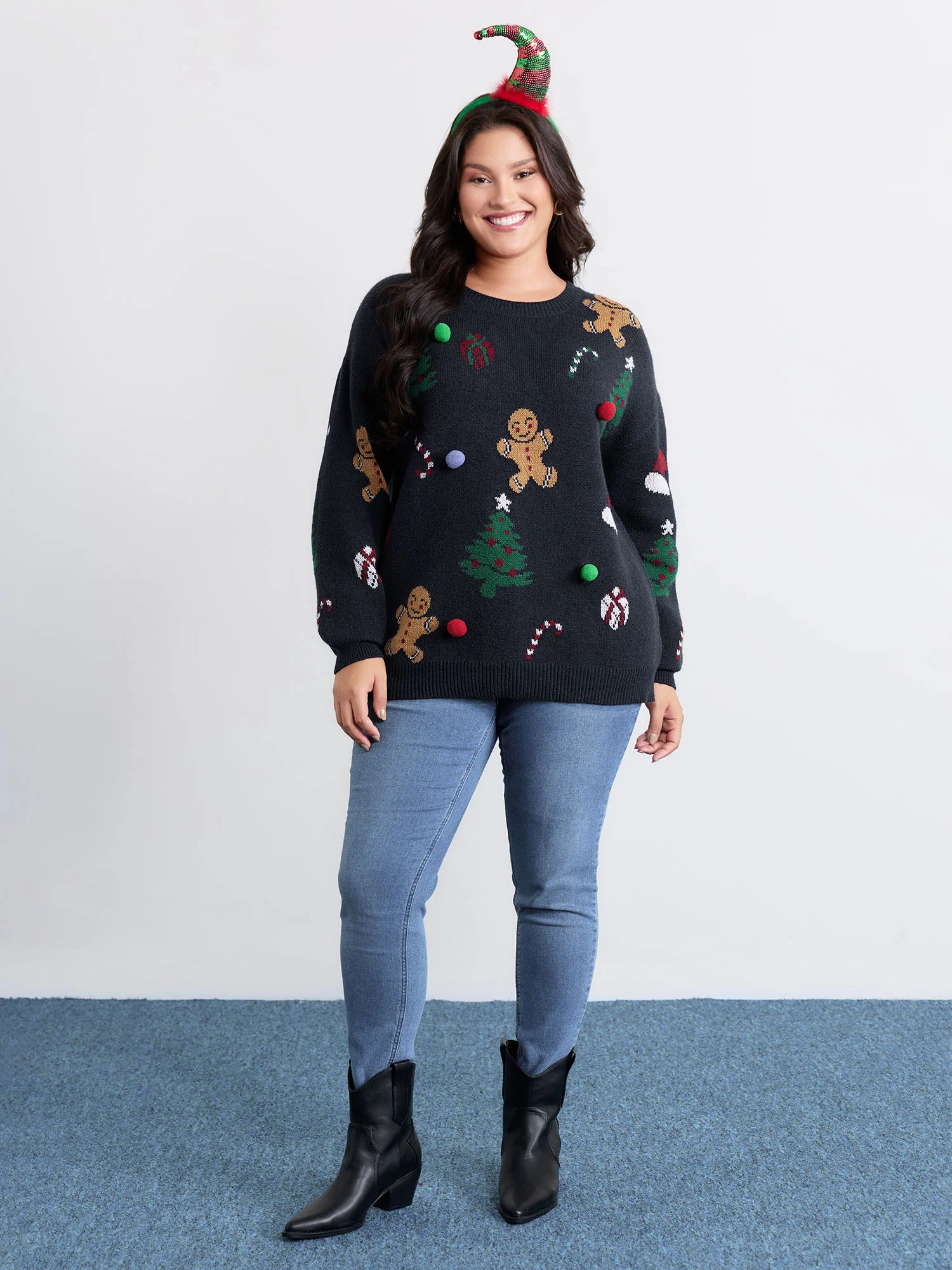 Supersoft 3D Holiday Pattern Jacquard Pullover - Image 3