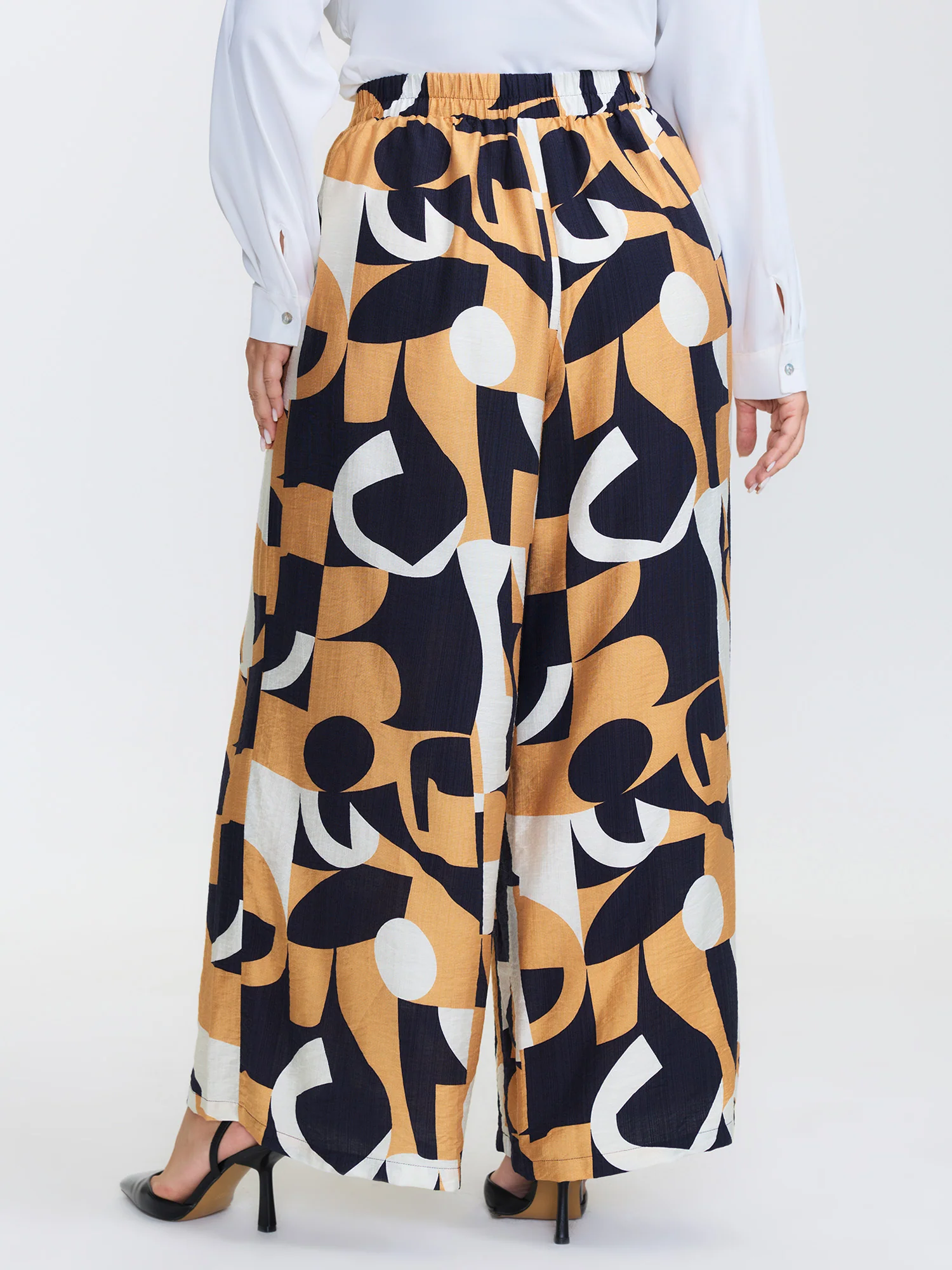 Abstract Print Belted Wide-Leg Pants - Image 5