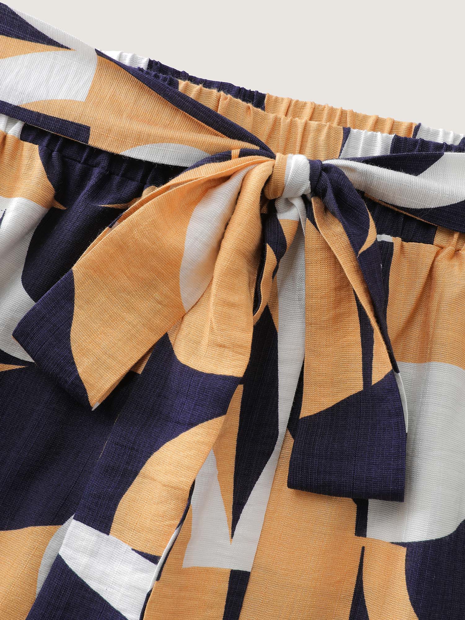 Abstract Print Belted Wide-Leg Pants - Image 6