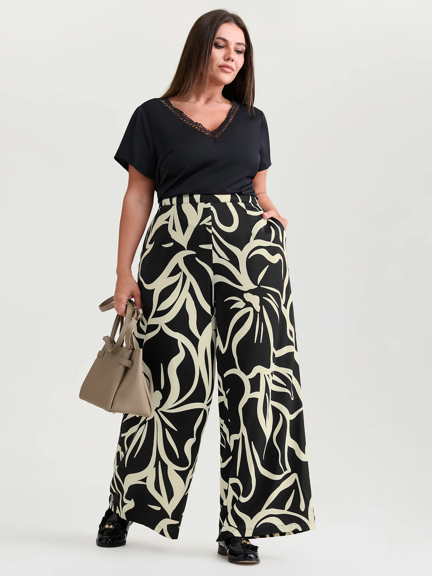 Abstract Print Elastic Waist Wide-Leg Pants - Image 2