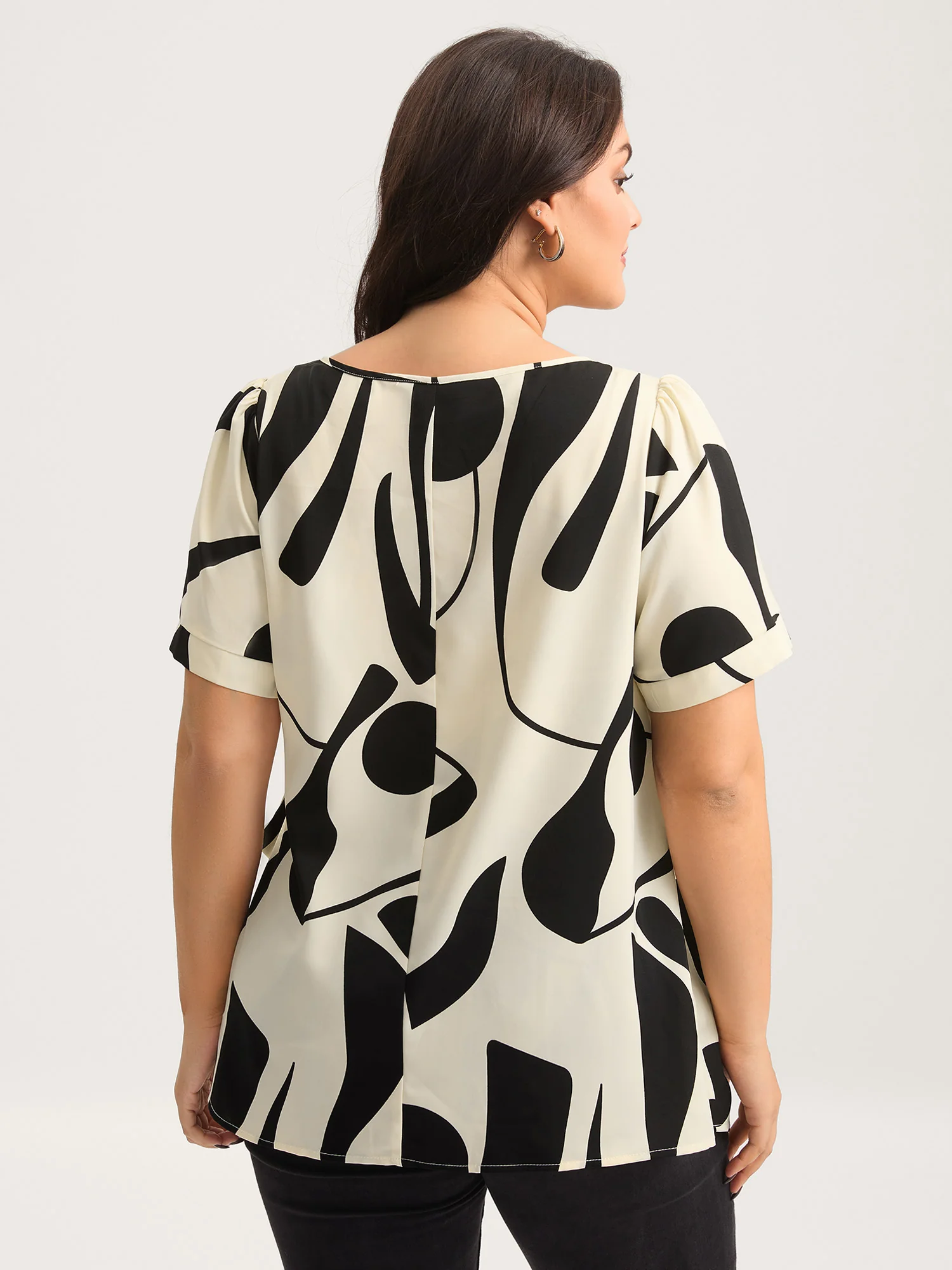 Abstract Print Knotted Blouse - Image 4