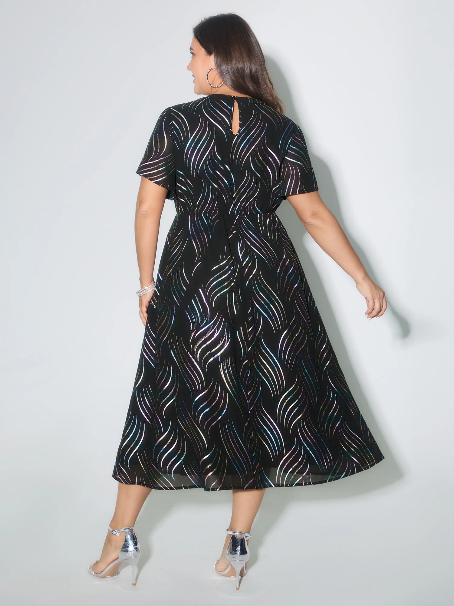 Abstract Print Twisted Neckline Midi Dress - Image 4