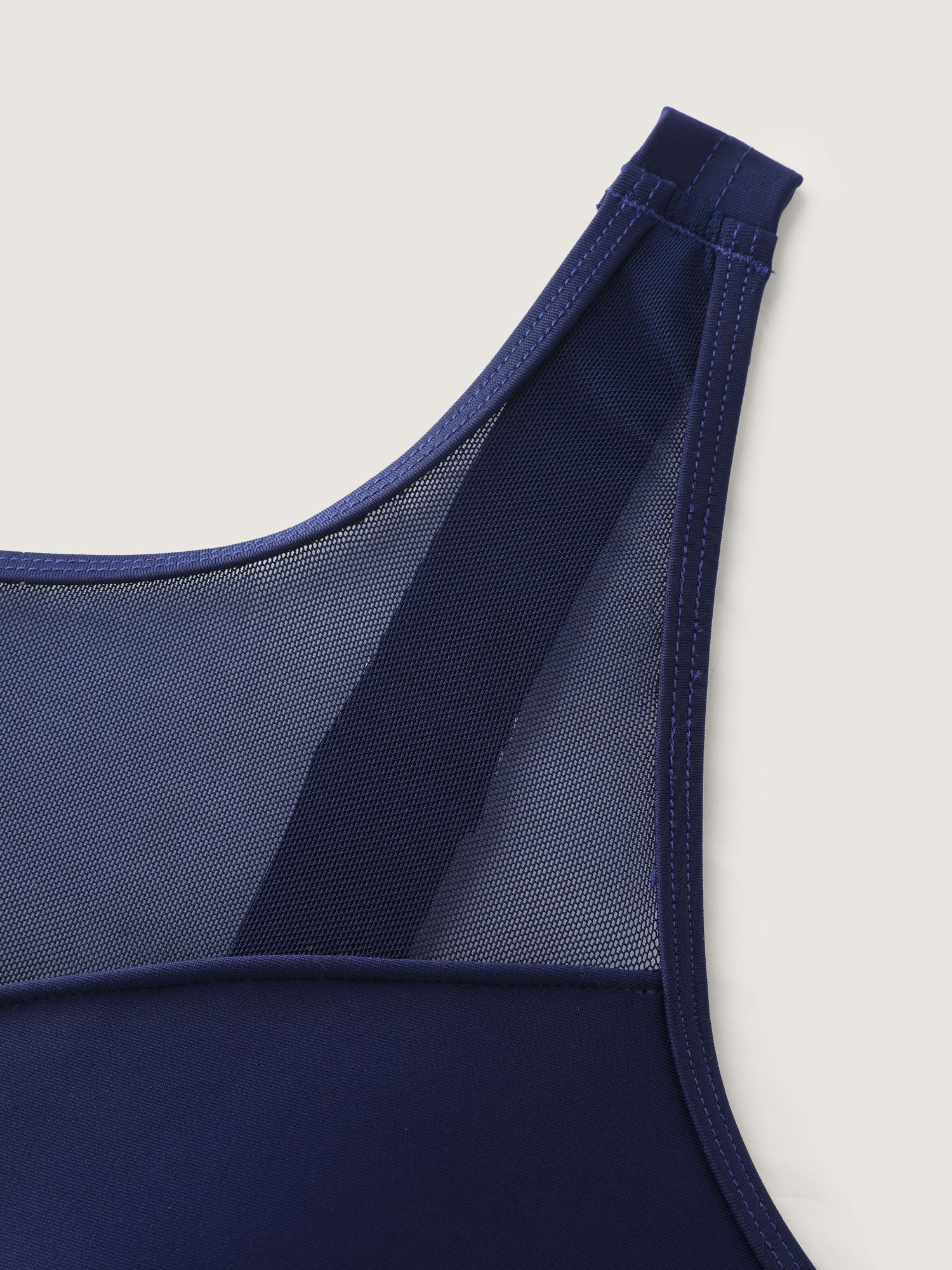 Adjustable Curvy Hem Spliced Swim Top - Image 6