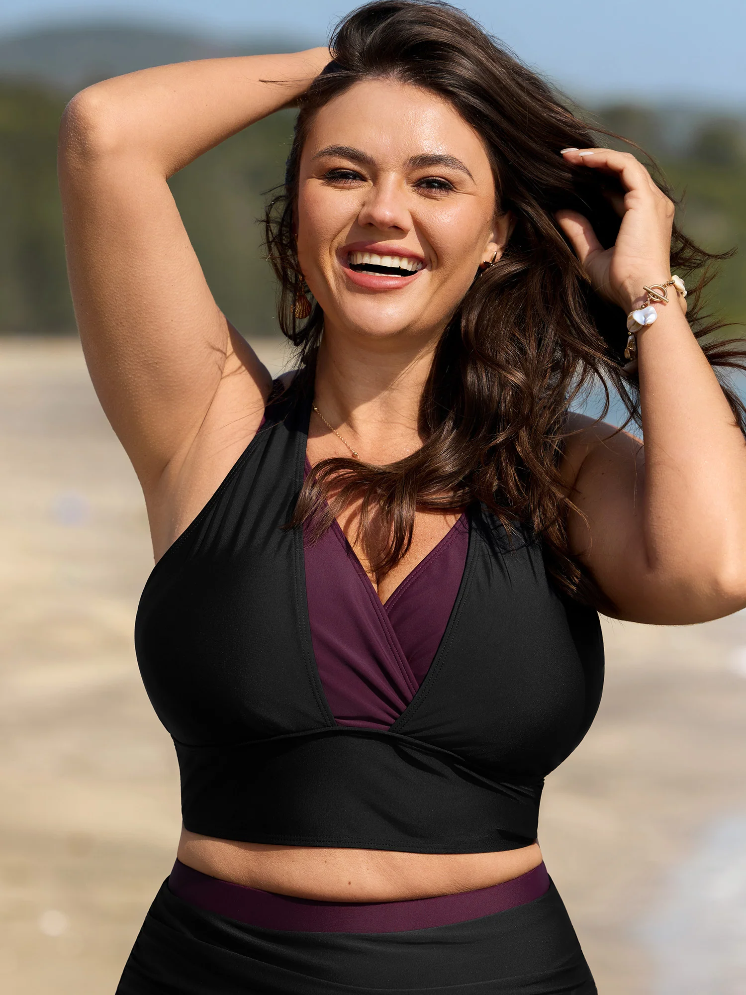 Adjustable Layered Color Contrast Bikini Top - Image 2