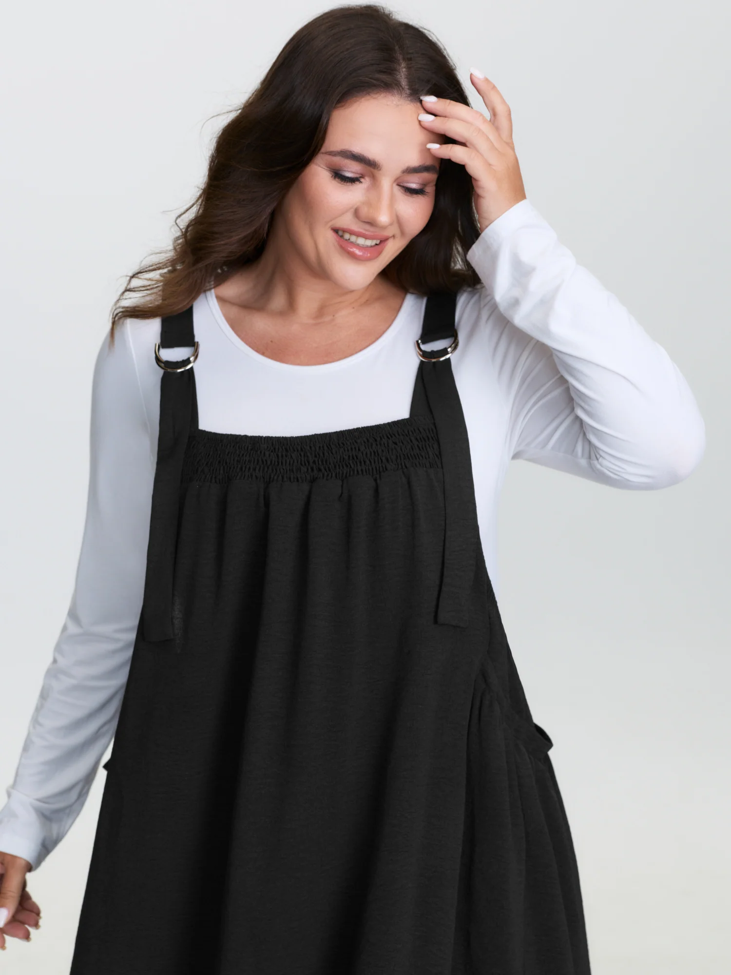 Adjustable Overall Straps Shirred Midi Dress - Image 4