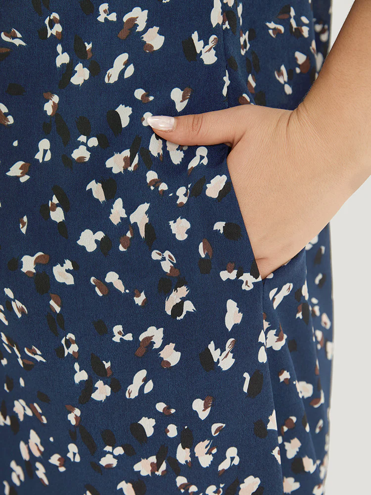 Allover Print Pocket Flutter Trim Dress - Image 4