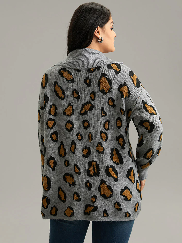 Anti-Pilling Leopard PrintLapel Collar Button Detail Pullover - Image 2