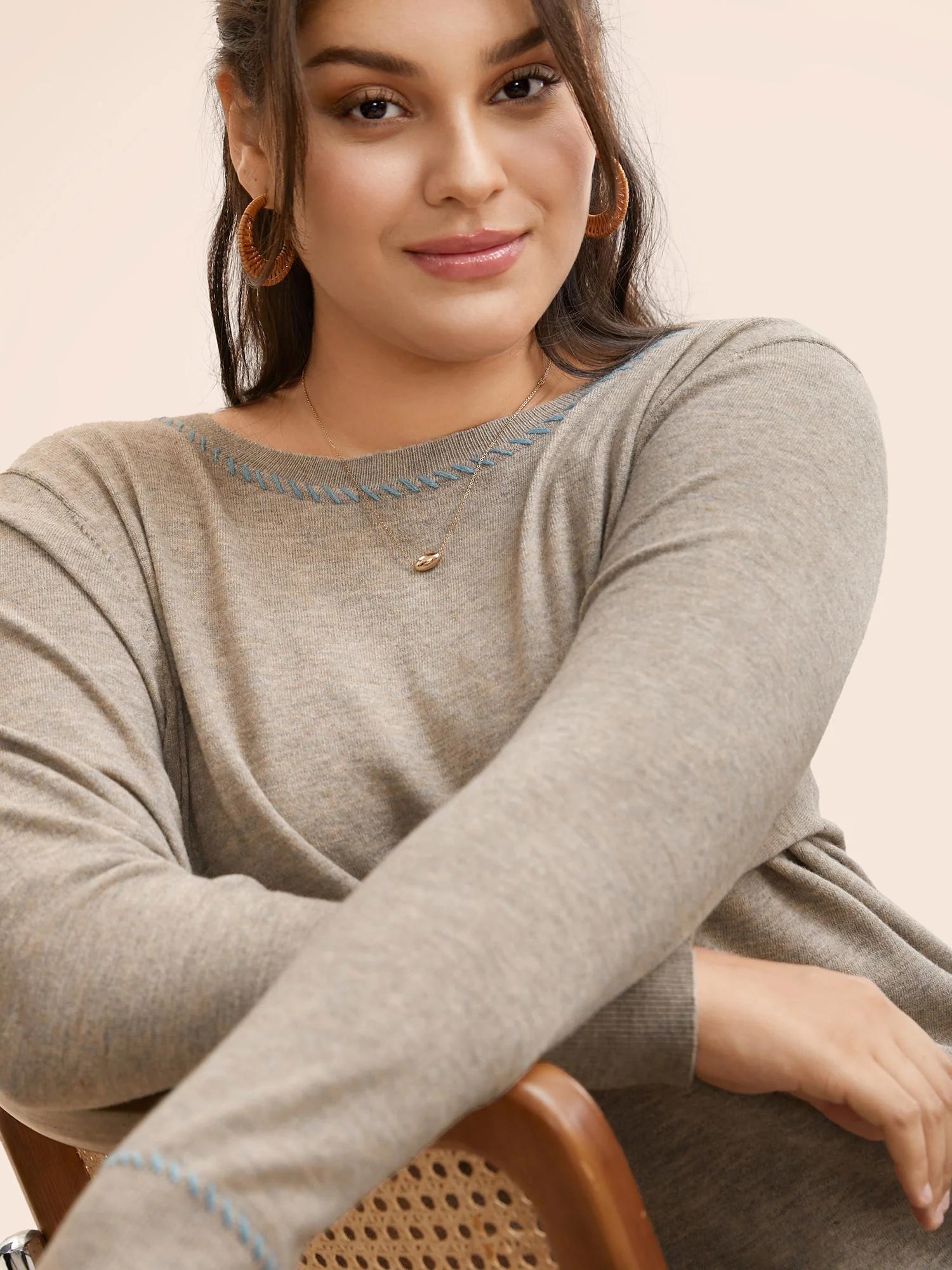 Anti-Pilling Round Neck Contrast Trim Pullover - Image 5