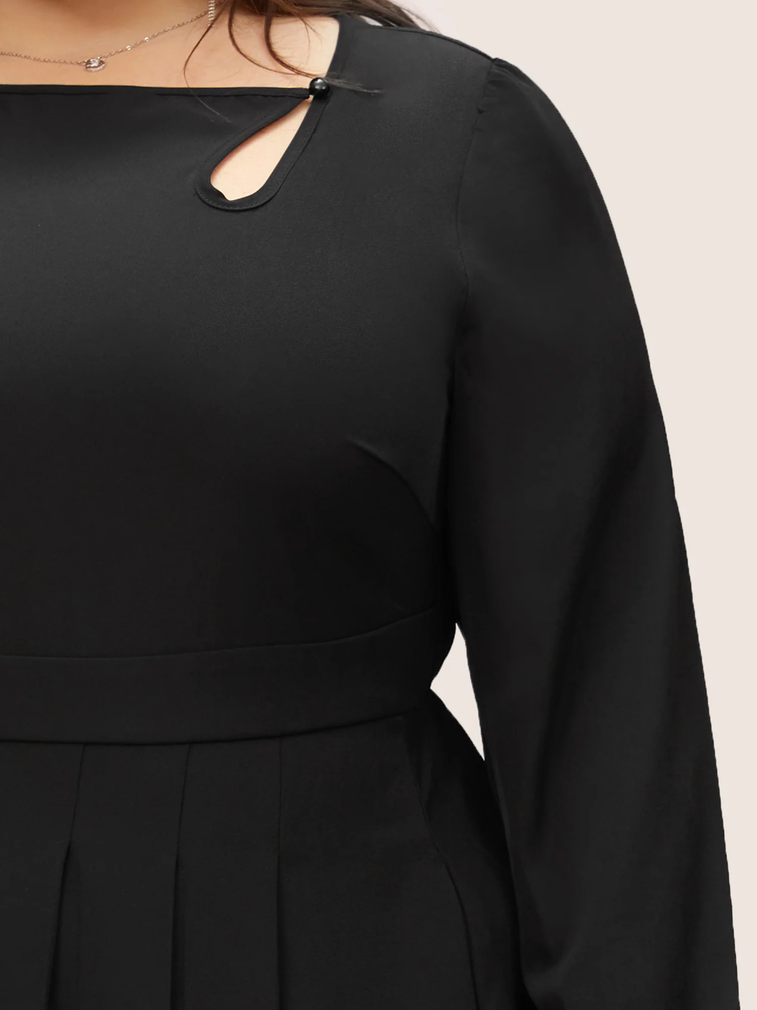 Anti-Wrinkle Asymmetrical Neck Keyhole Pleated Hem Dress - Image 4