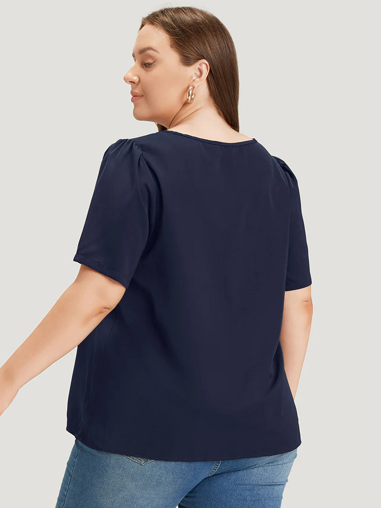 Anti-Wrinkle Plain Metal Detail Keyhole Neck  Blouse - Image 4