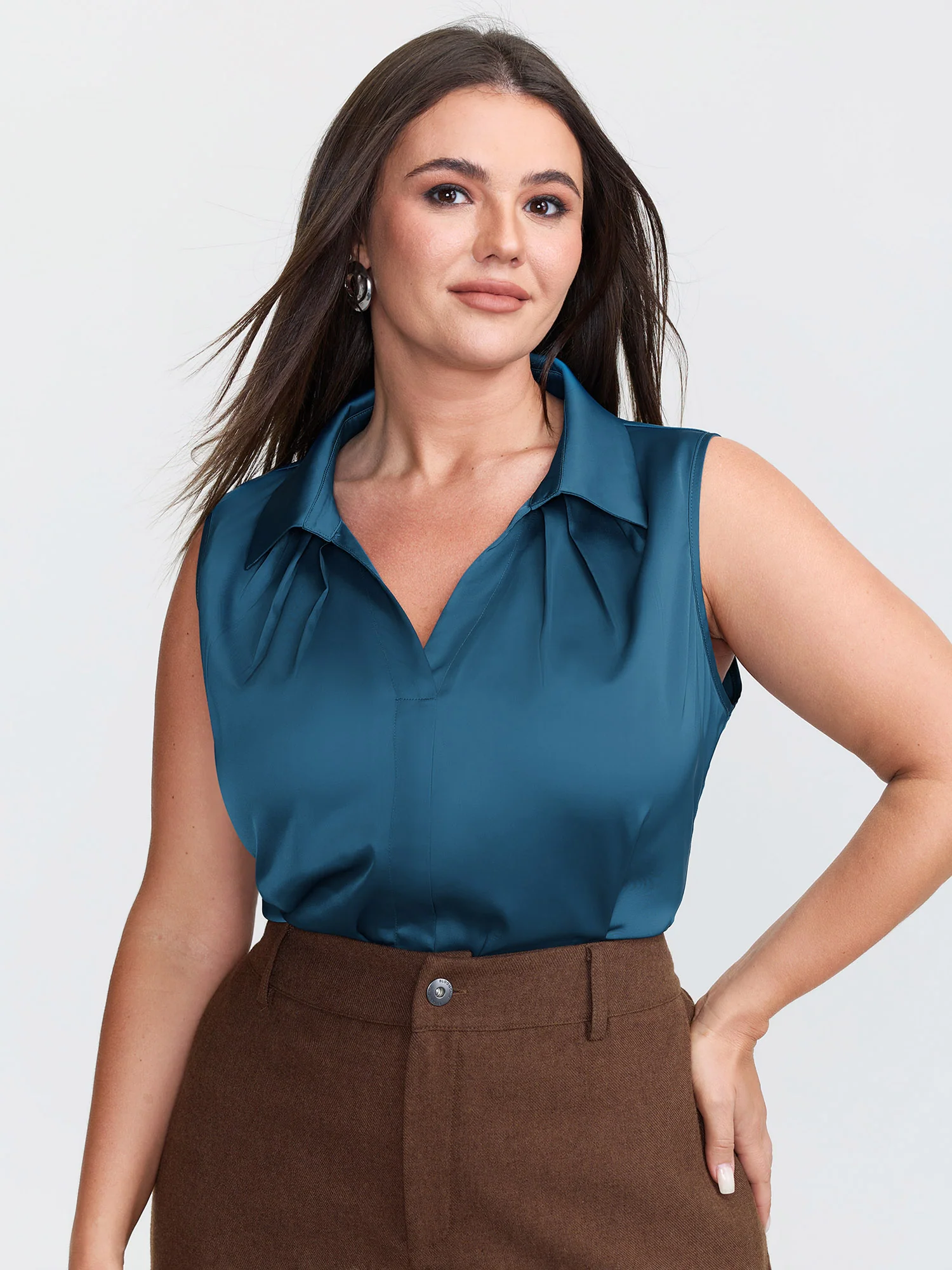 Anti-Wrinkle Pleated Button-Down Tank Top - Image 3