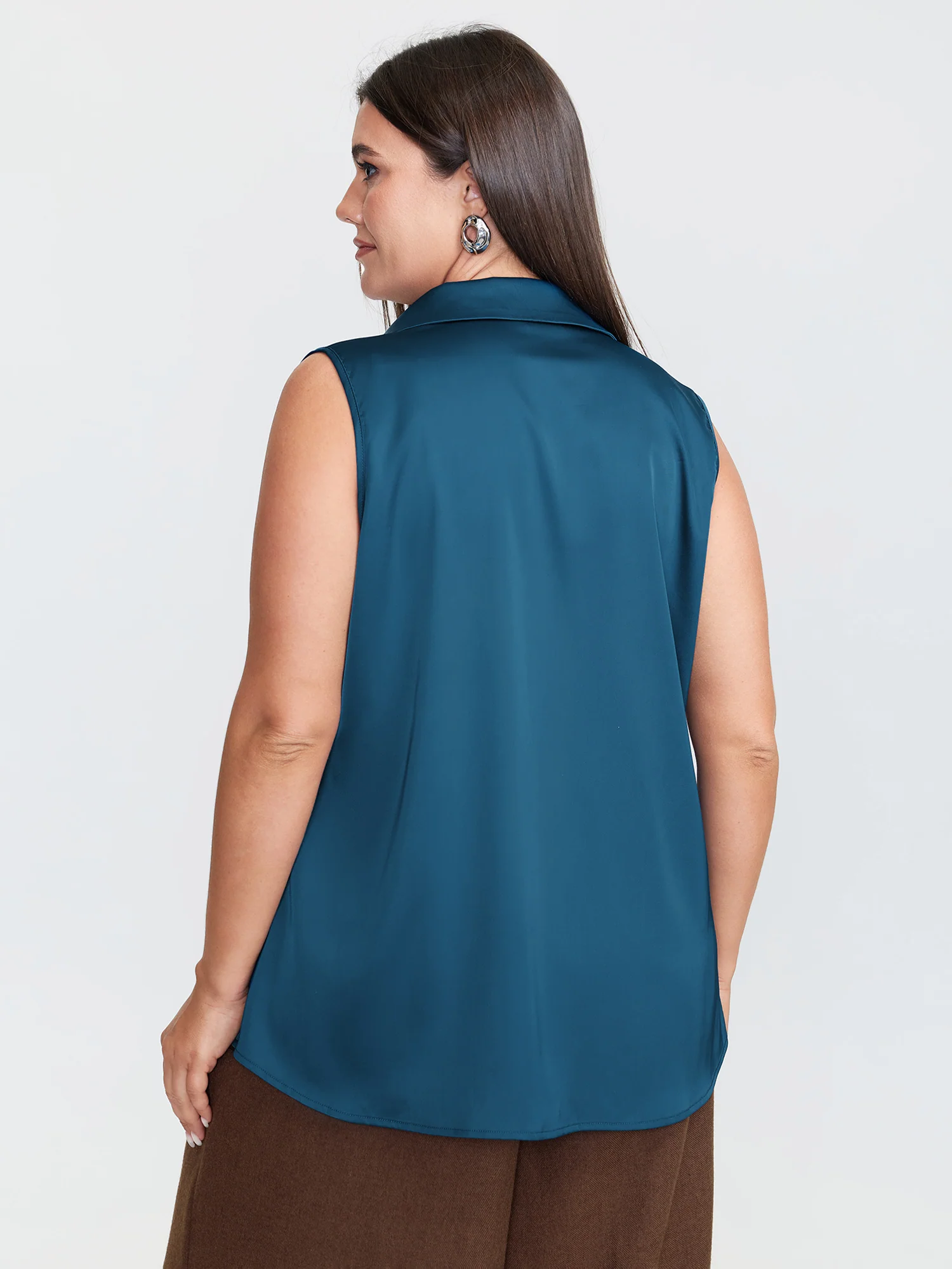 Anti-Wrinkle Pleated Button-Down Tank Top - Image 4