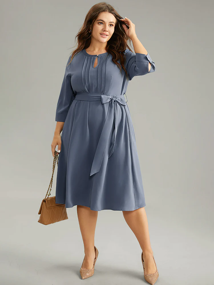 Anti-Wrinkle Solid Belted Pleated Keyhole Dress - Image 2