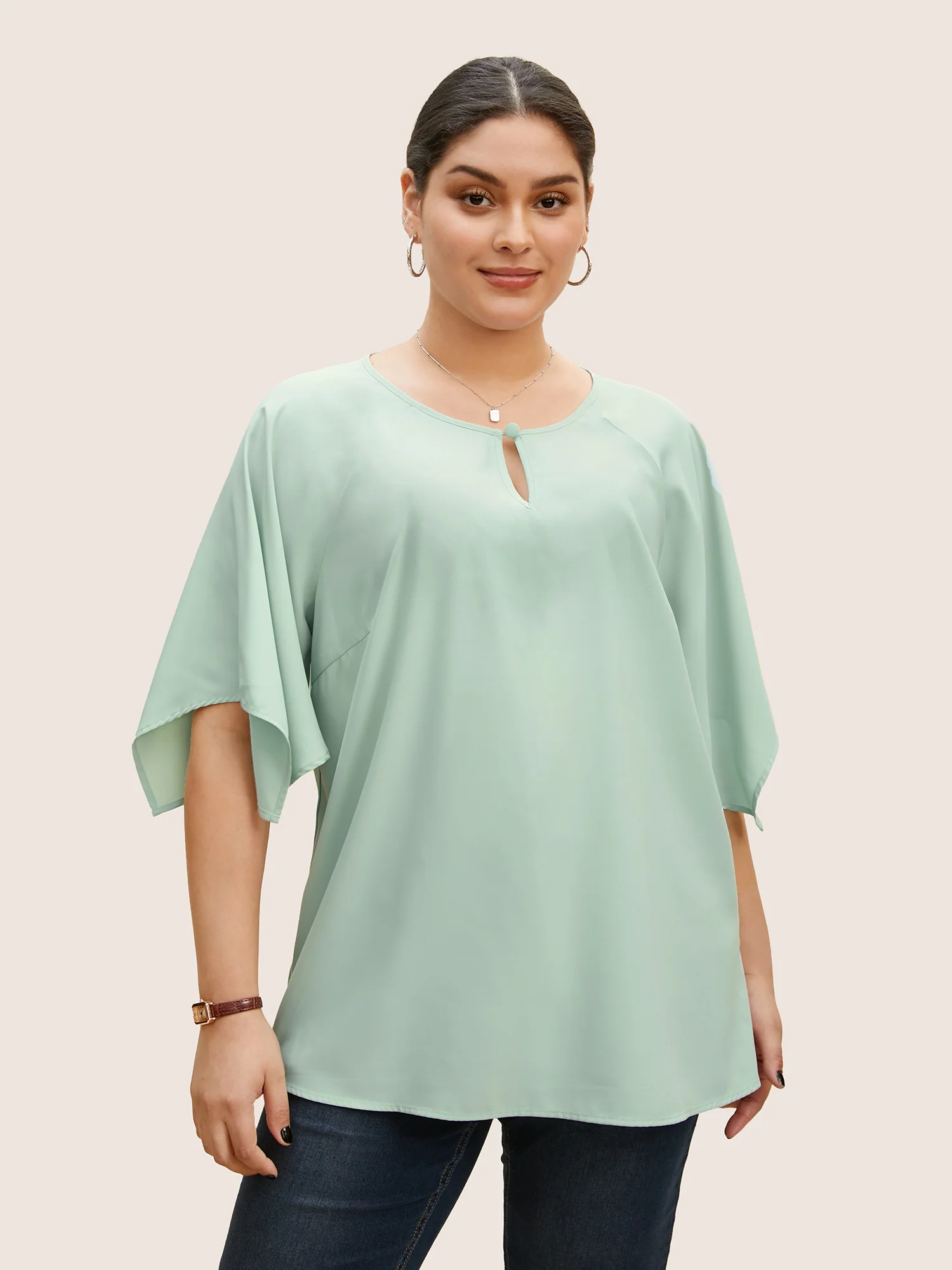 Solid Raglan Sleeve Keyhole Button Up Blouse - Image 2
