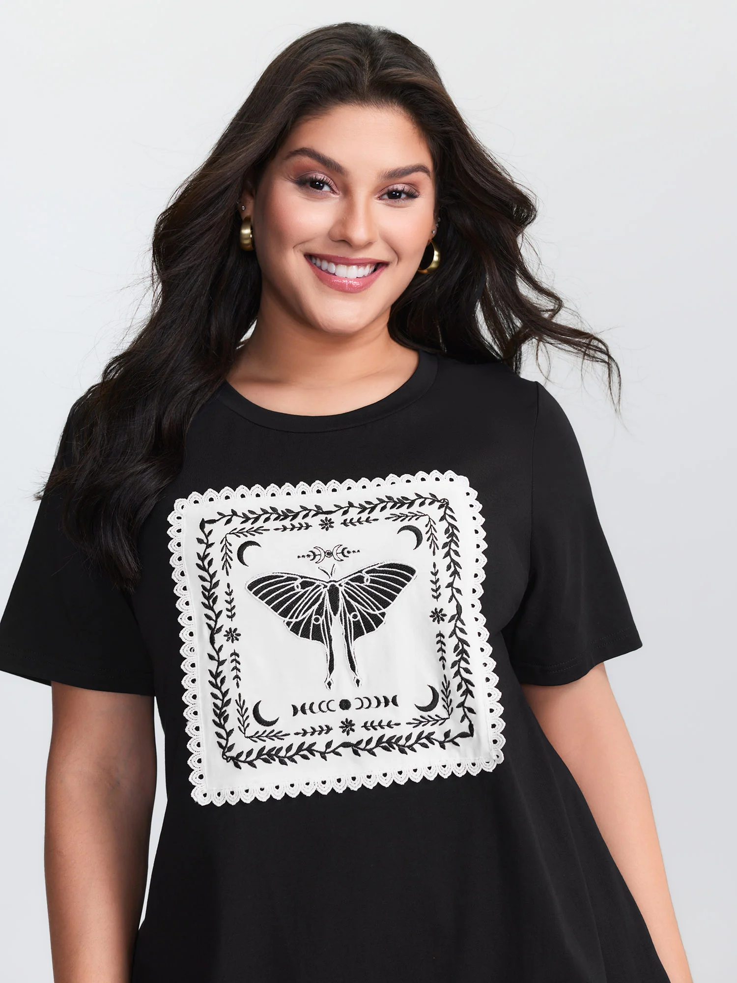 Cotton Appliqué Embroidery Lace Trim T-Shirt - Image 2