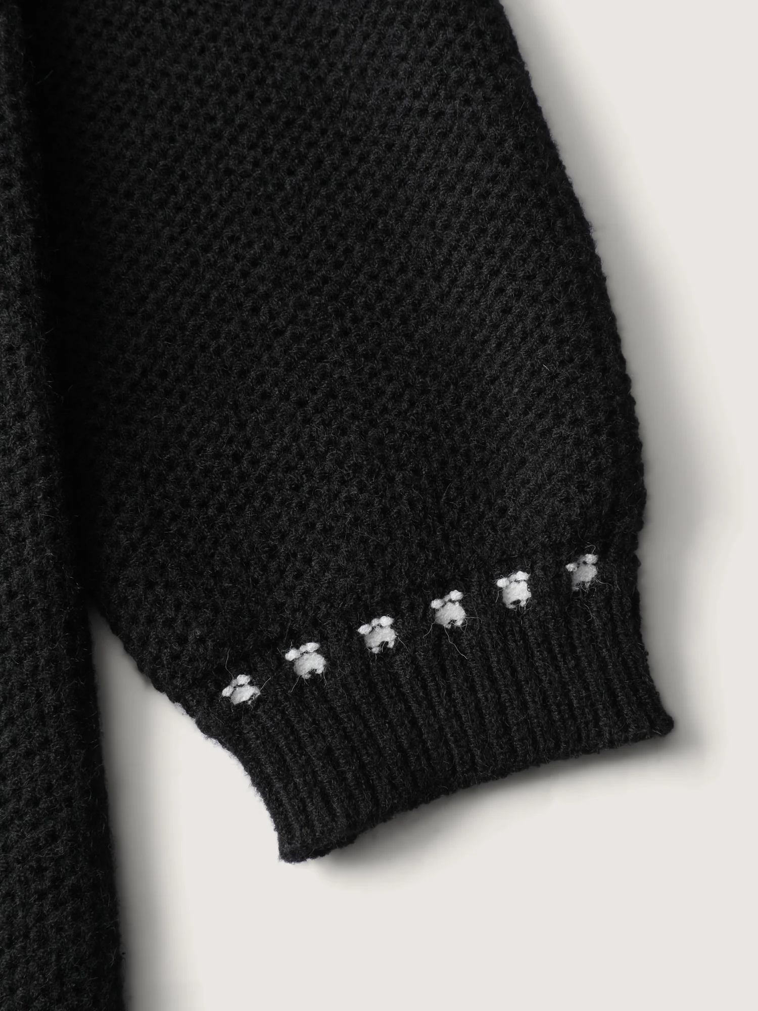 Arc Hem Textured Color Contrast Knit Cardigan - Image 6