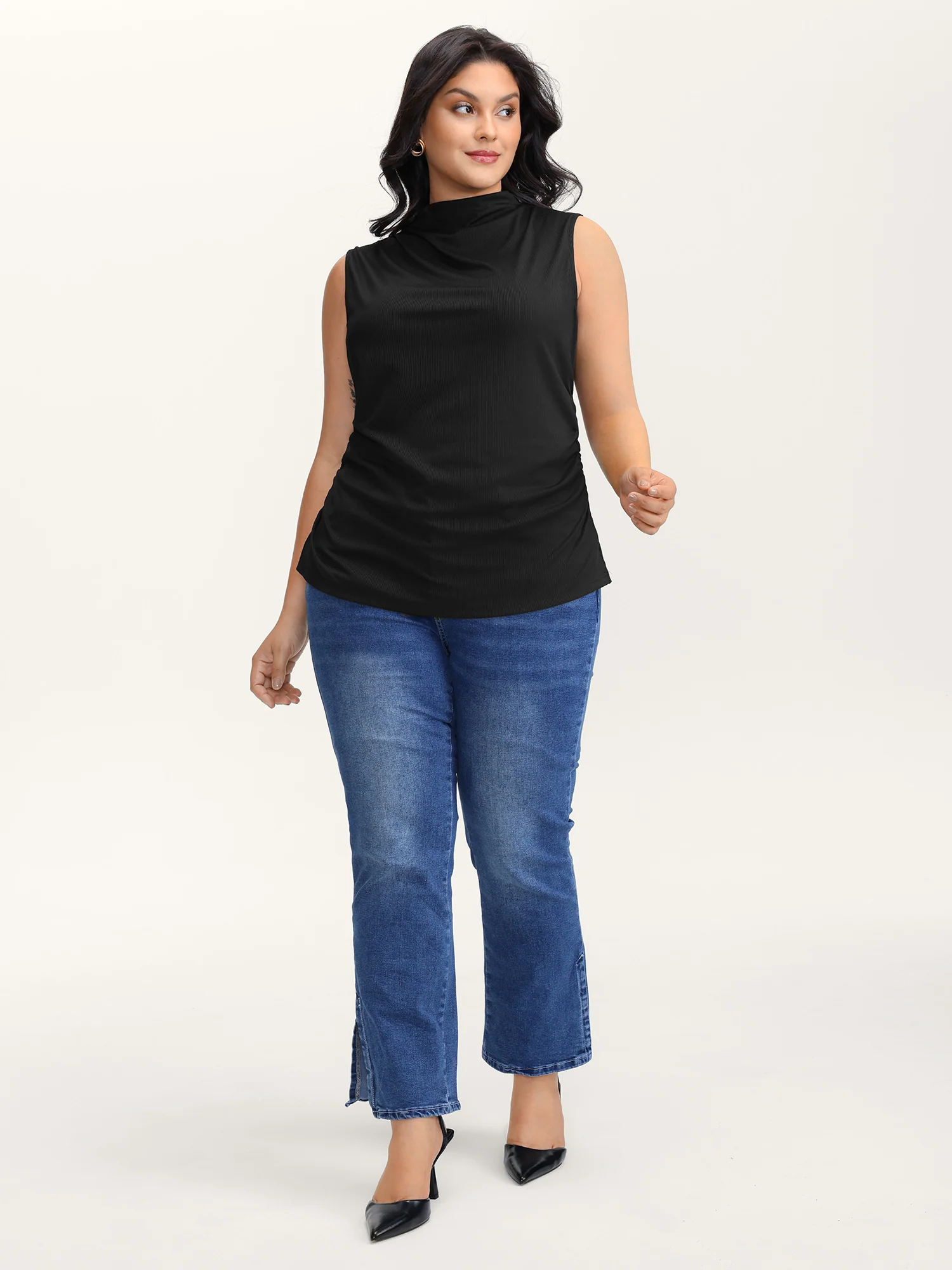 Asymmetric Gathered Fitted Vest - Image 4