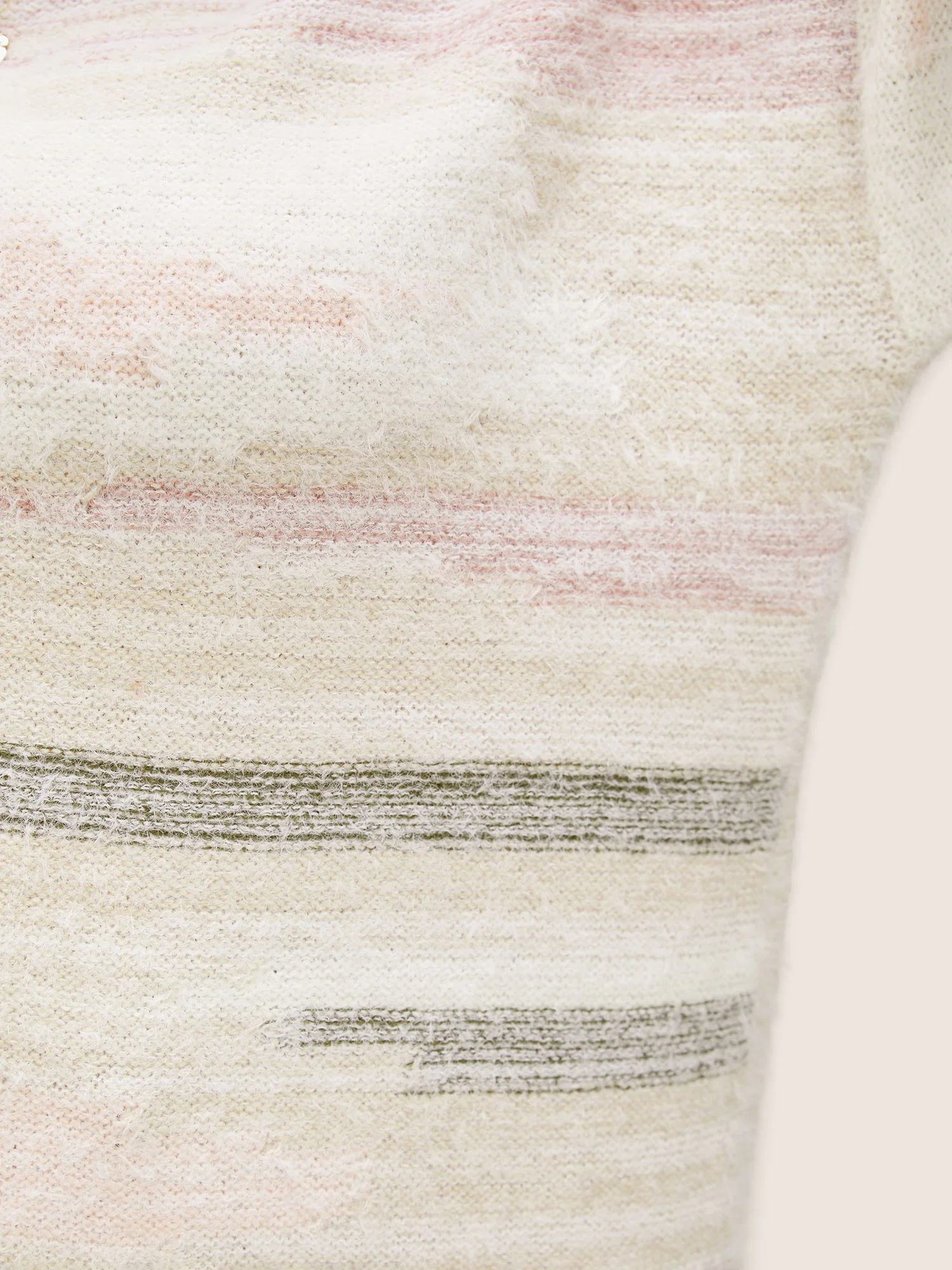 Asymmetrical Colorblock Crew Neck Fluffy Pullover - Image 5
