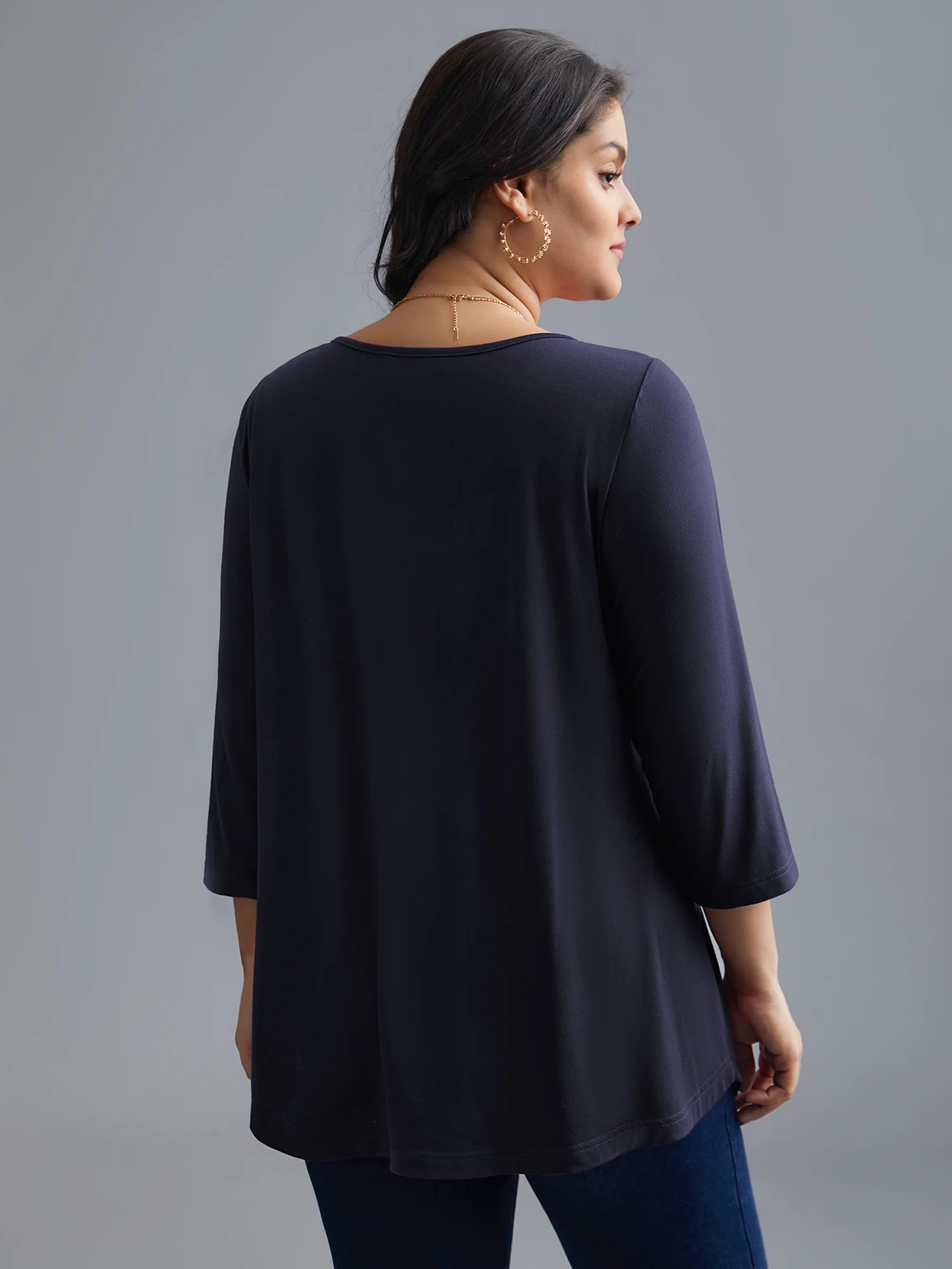 Asymmetrical Hem Overlap Long T-shirt - Image 17