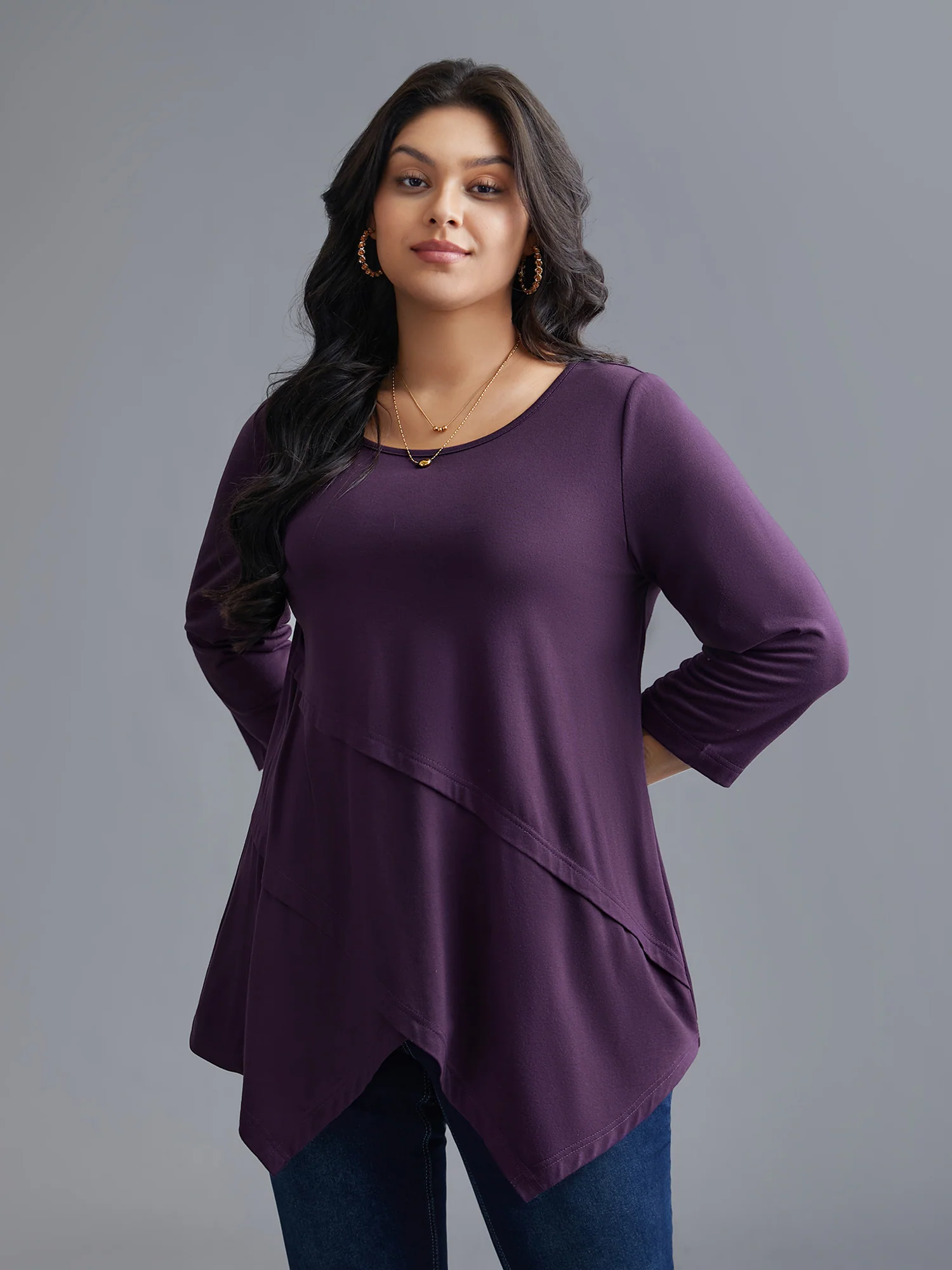 Asymmetrical Hem Overlap Long T-shirt - Image 2