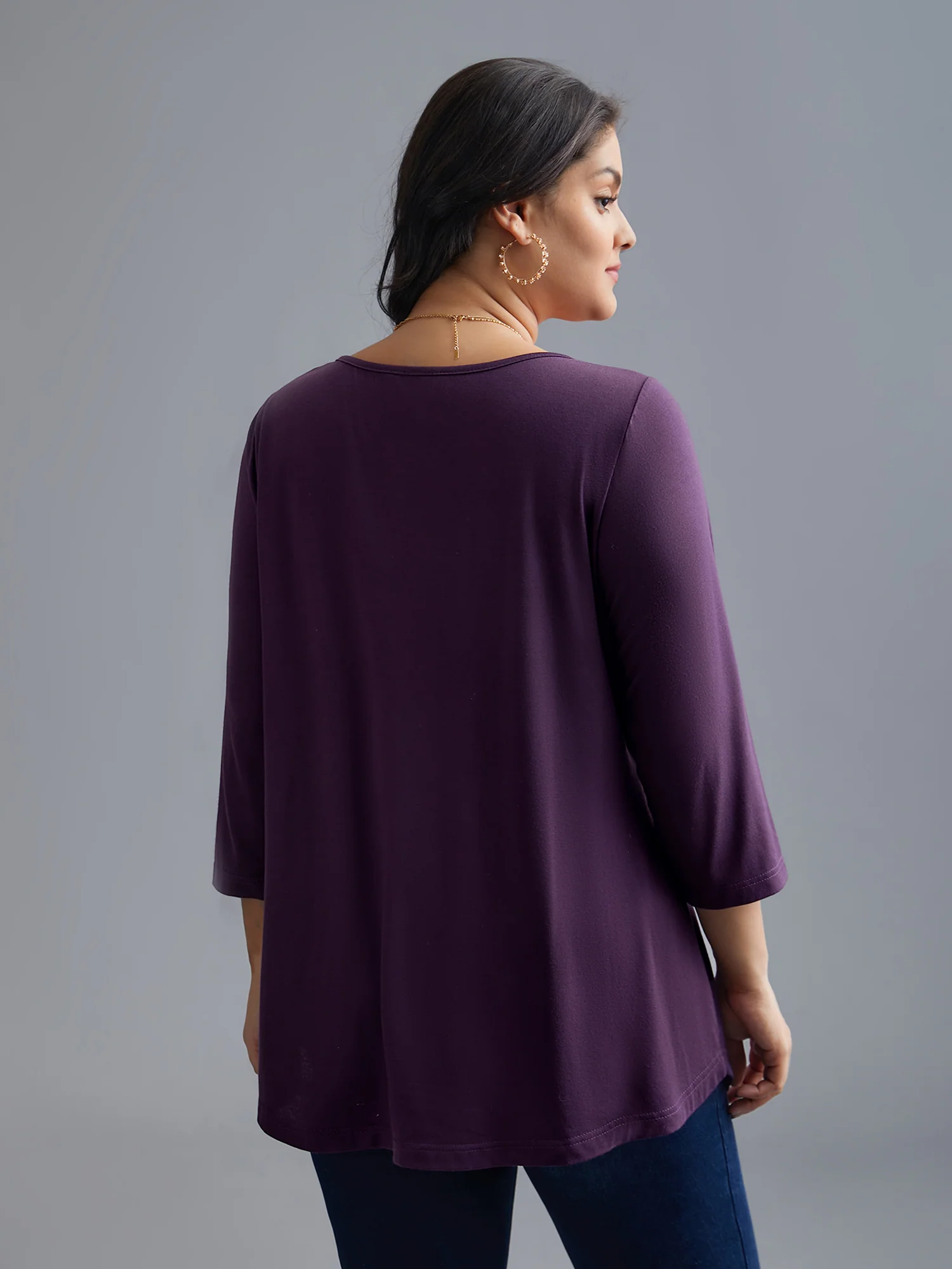 Asymmetrical Hem Overlap Long T-shirt - Image 5