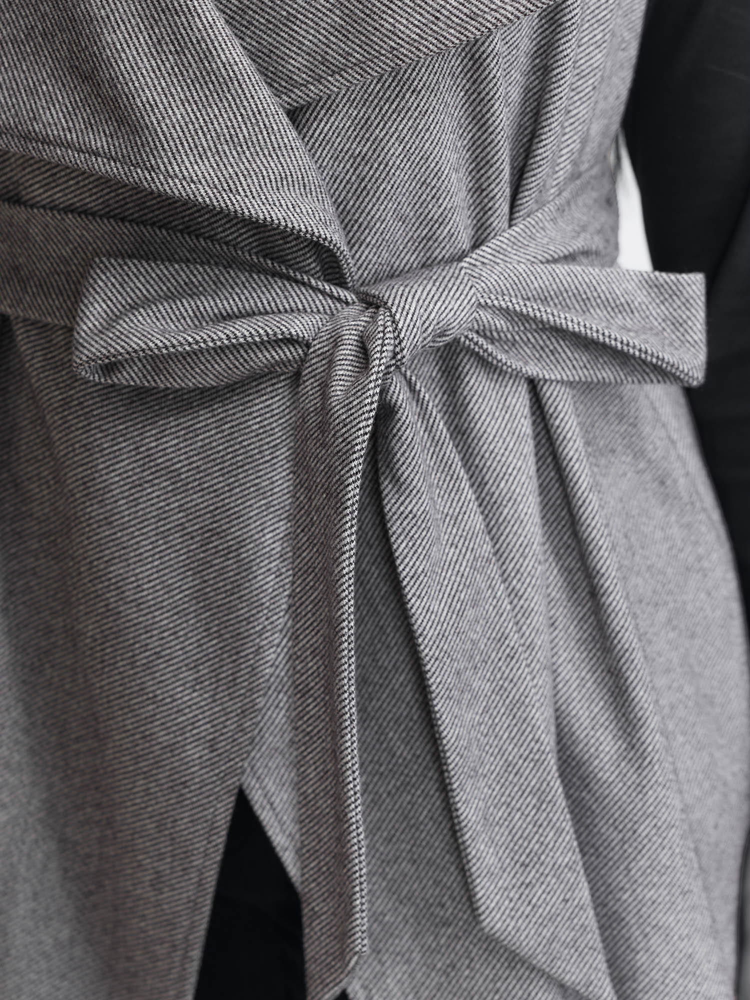 Asymmetrical Placket Belted Long Vest - Image 5