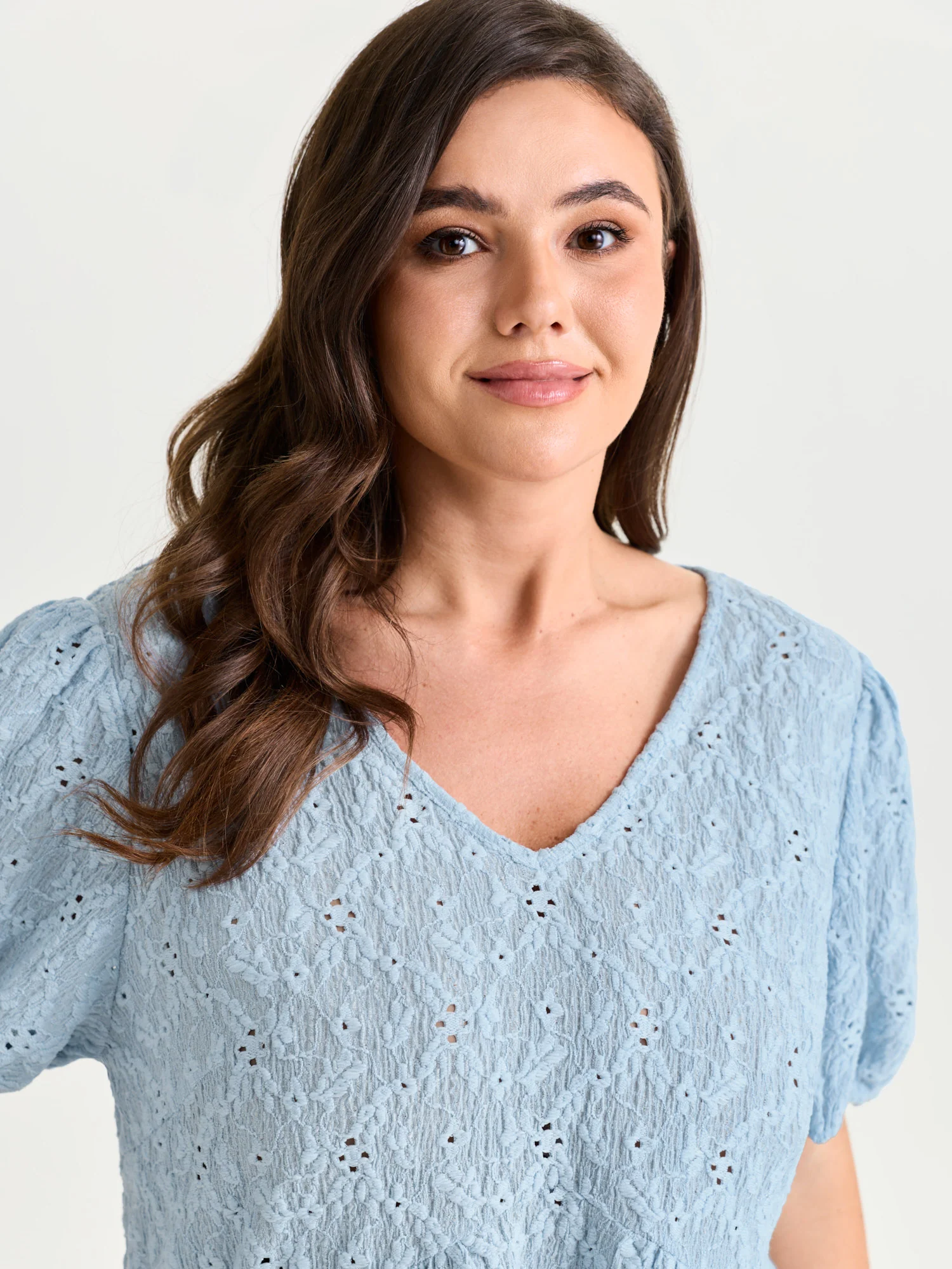 Back Bow Tie Textured Top - Image 17