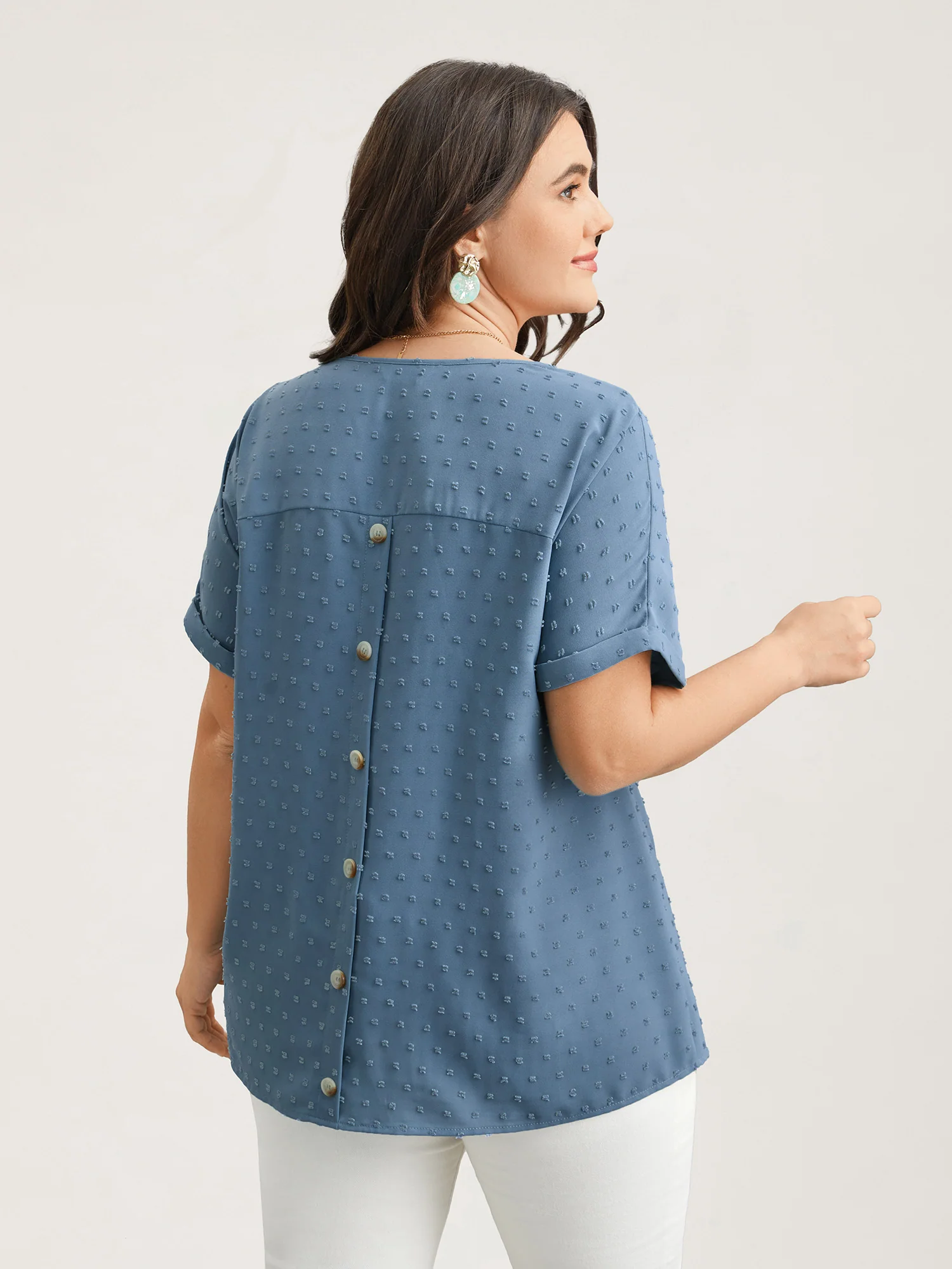 Back-Button Textured V-Neck Shirt - Image 34