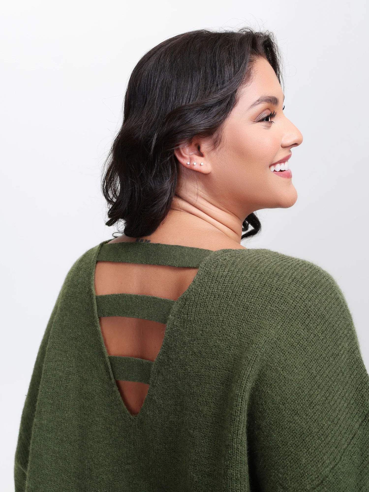 Backless Cut-Out Cropped Pullover - Image 4