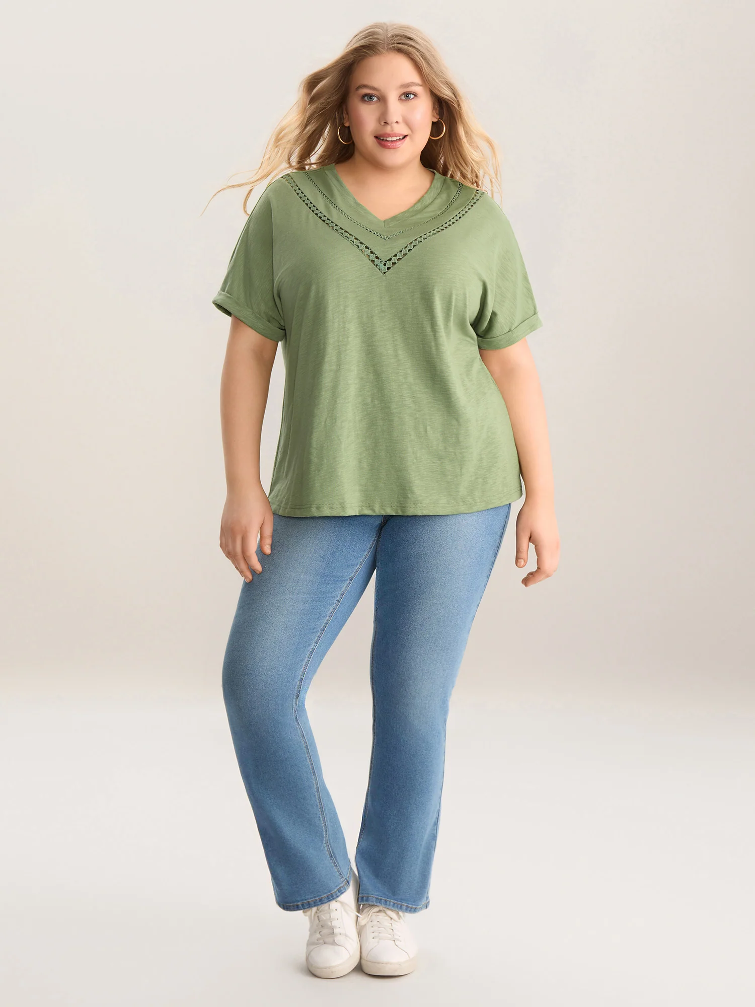 Bamboo Fabric Lace Trim Flowy T-Shirt - Image 3