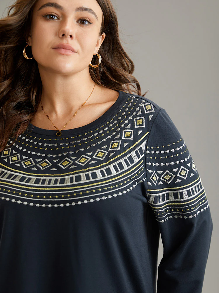 Bandana Embroidered Crew Neck Elastic Cuffs Sweatshirt - Image 4