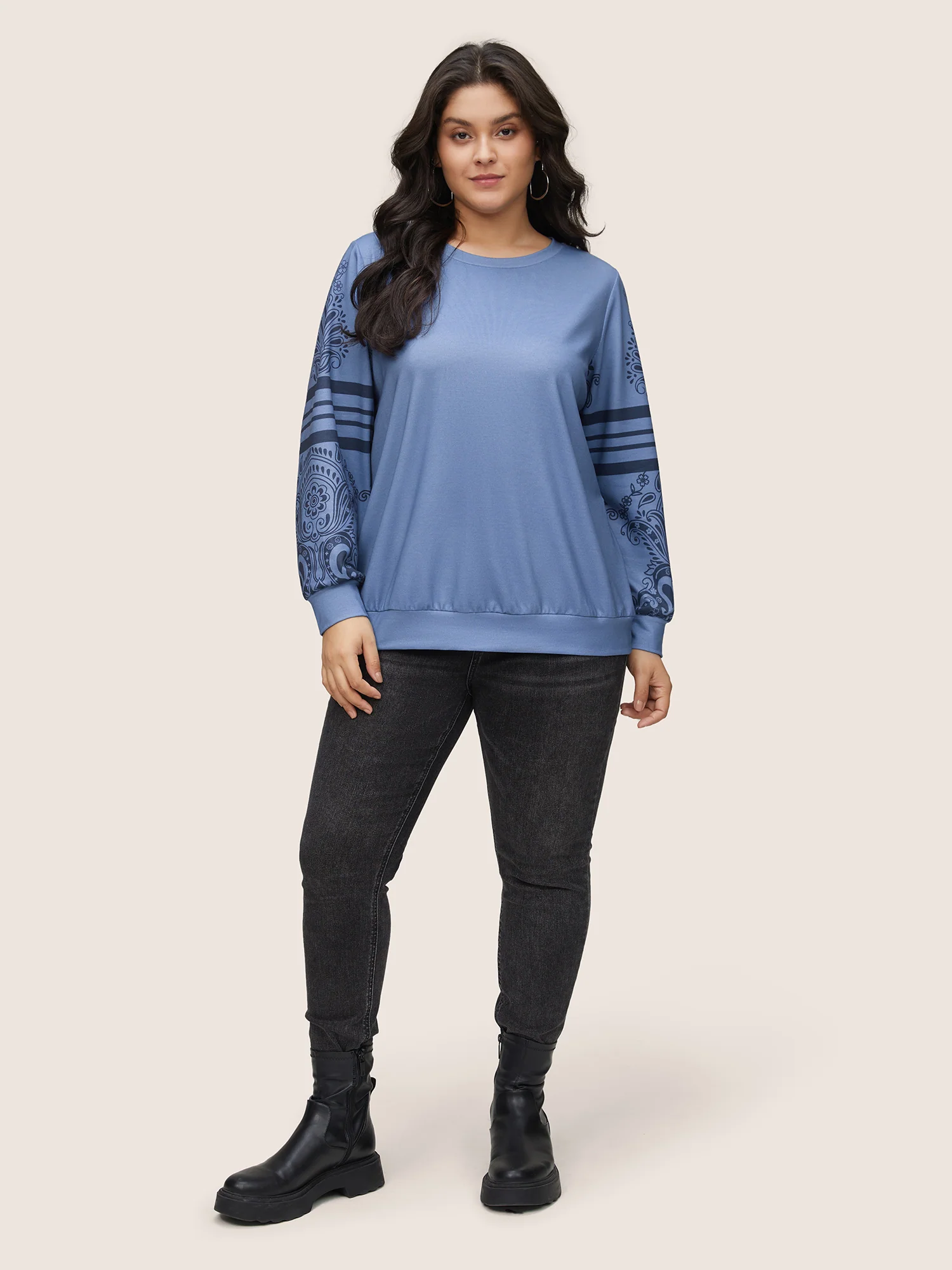 Bandana Paisley Print Crew Neck Sweatshirt - Image 3