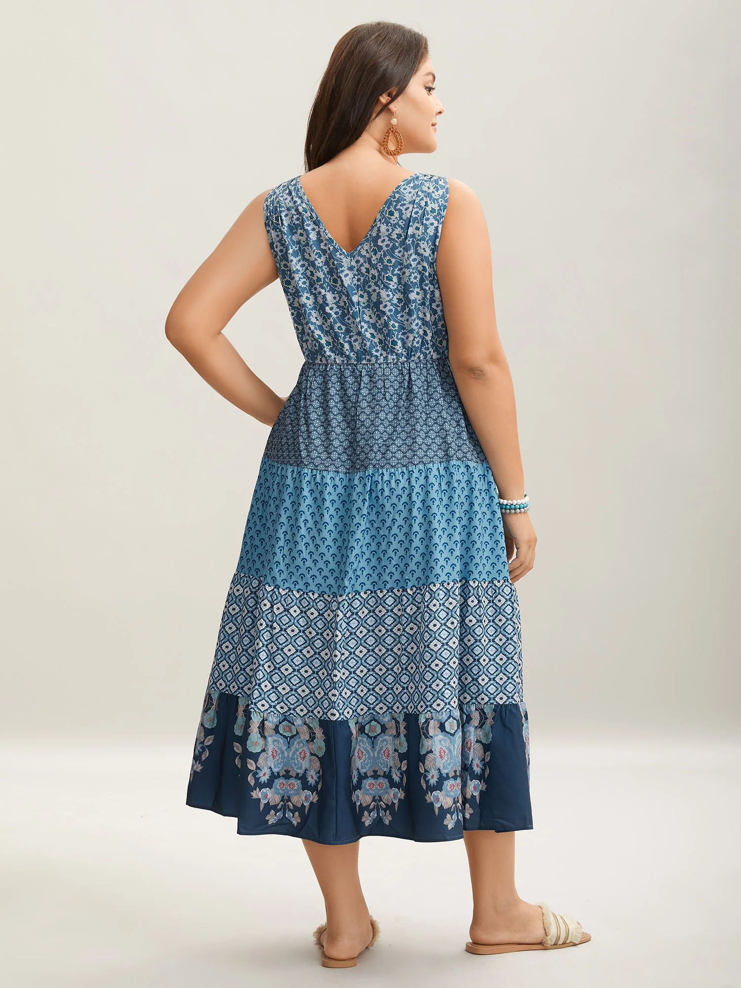 Bandana Patchwork Floral Sleeveless Dress - Image 4