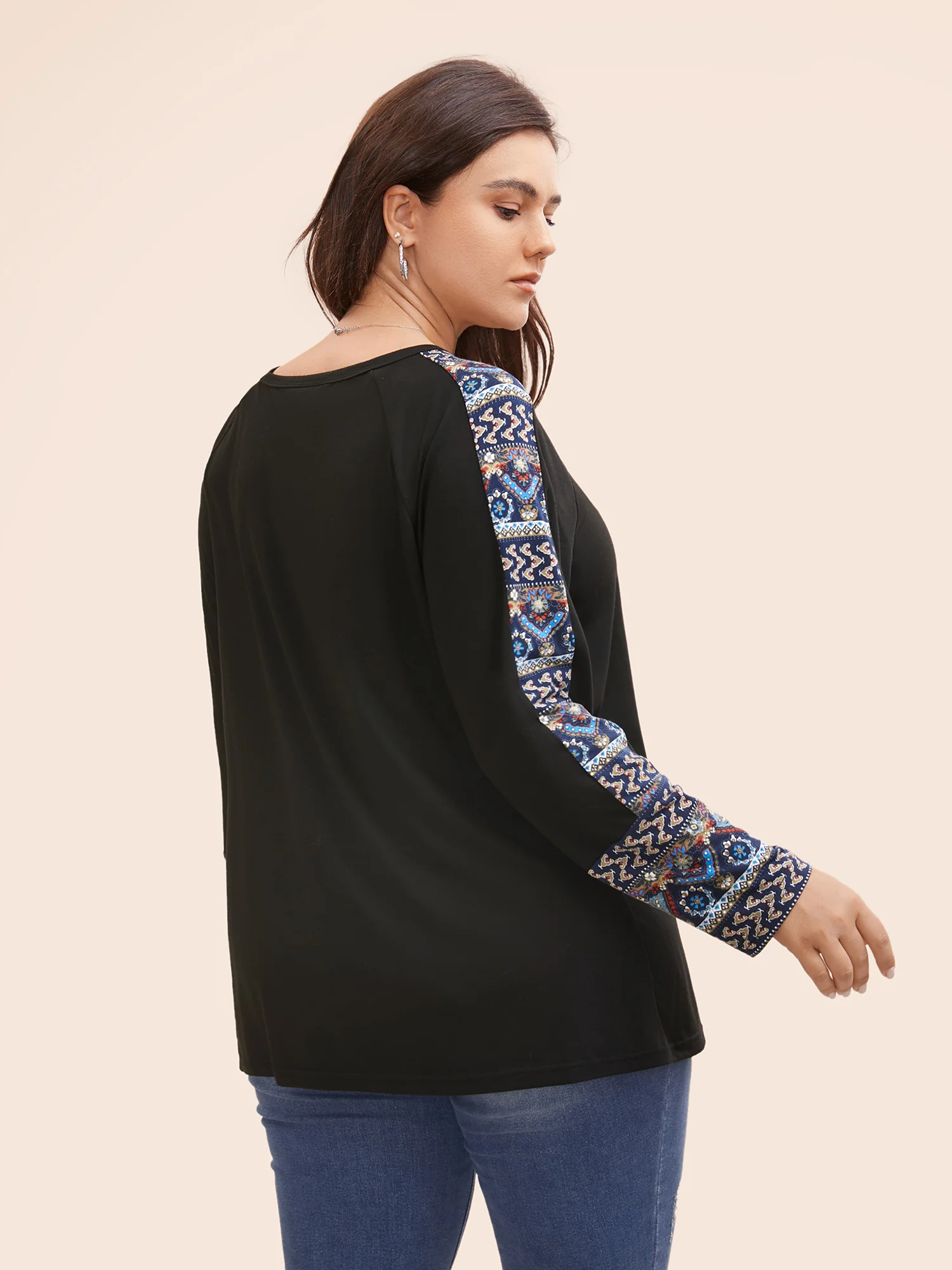Bandana Print Patchwork Round Neck T-shirt - Image 2