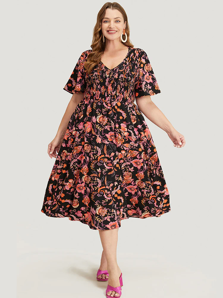 Bandana Print Pocket Shirred V Neck Ruffle Hem Dress - Image 4