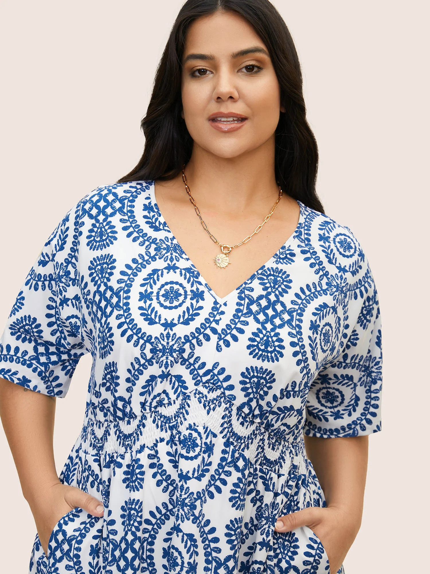 Bandana Print Shirred Split Side Maxi Dress - Image 4