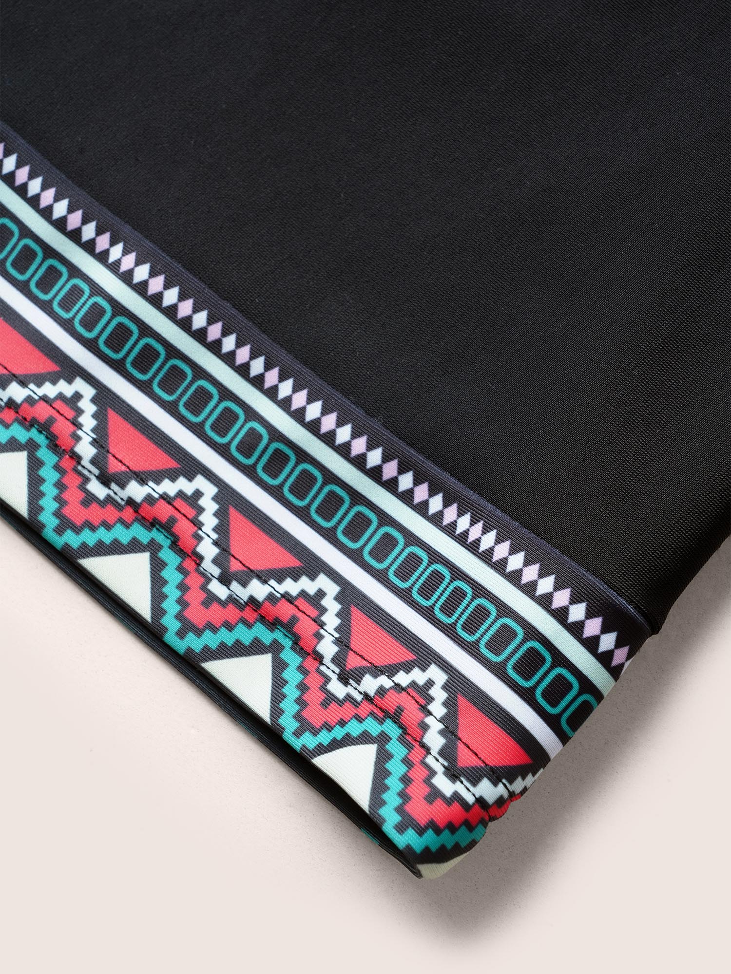 Bandana Swim Contrast Webbing Pocket Bottom - Image 6