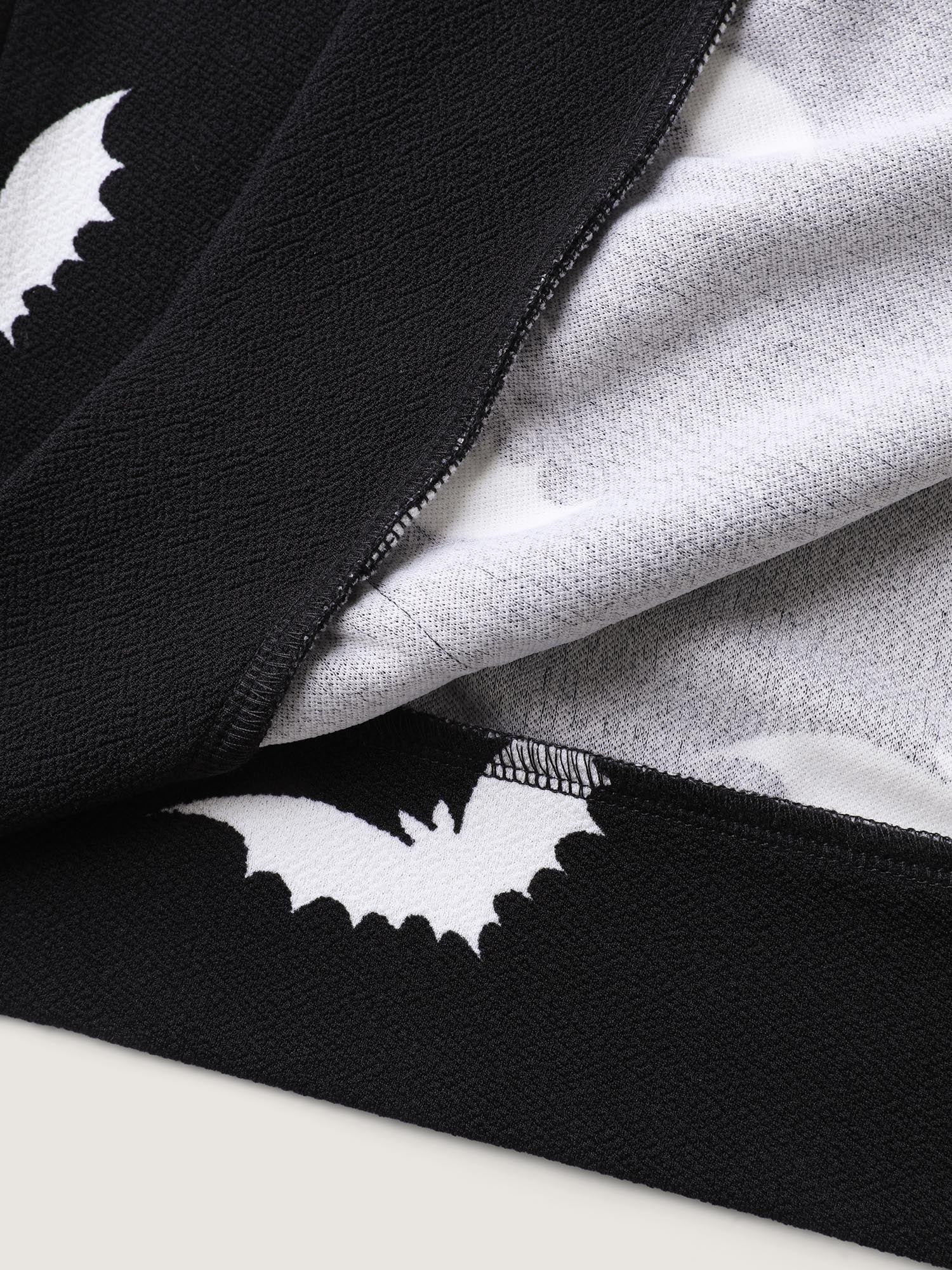 Bat Print Stretchy Textured Zipper Hoodie - Image 7