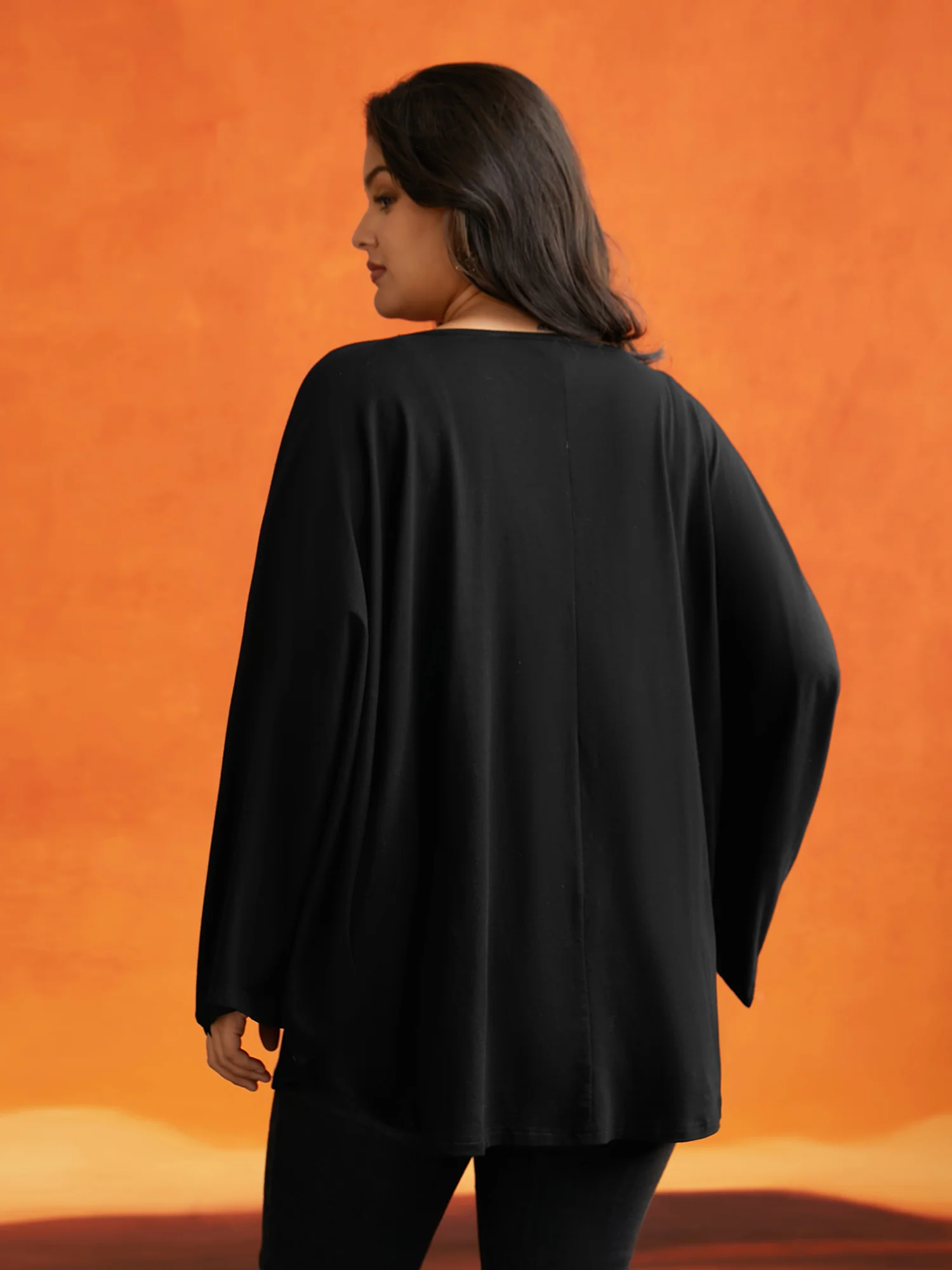 Bat Wing Shaped Sleeves T-shirt - Image 5