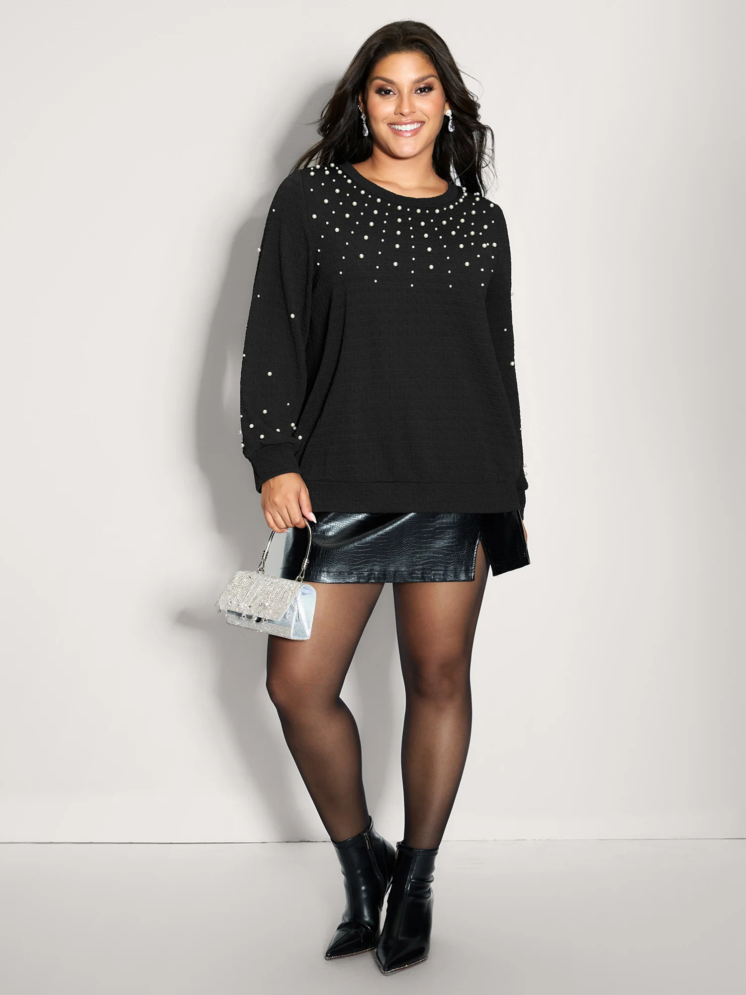 Beaded Round Neck Solid Sweatshirt - Image 4
